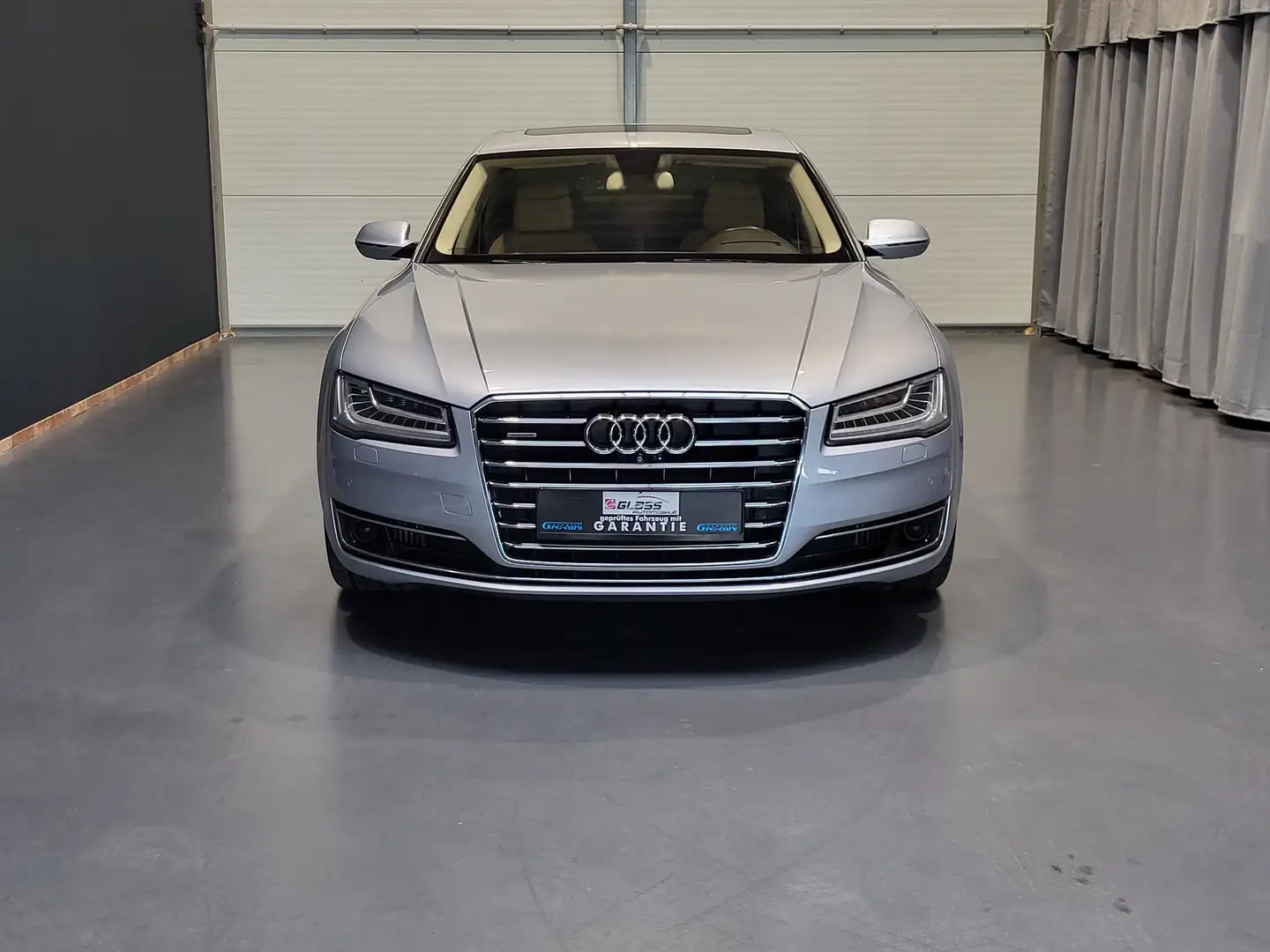 Audi A8 4.2TDI clean diesel quattro *TOP Ausstattung* Silber - 2