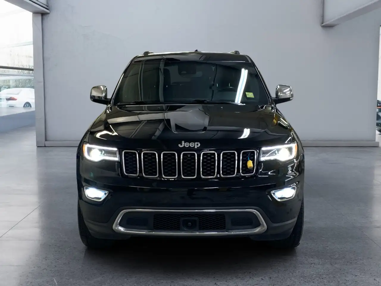 Jeep Grand Cherokee снимка Jeep Grand Cherokee