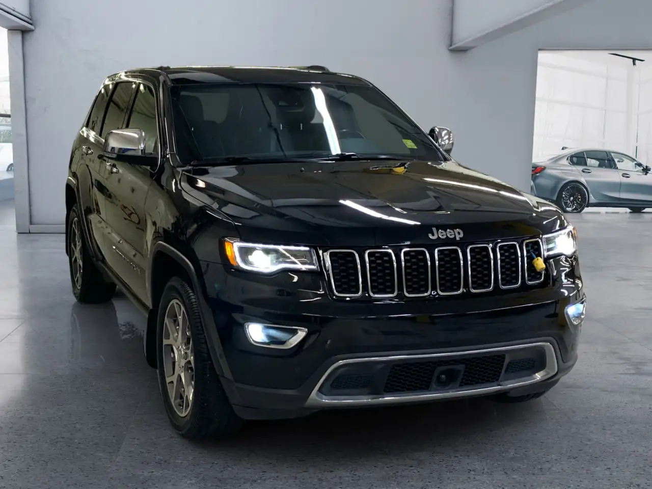 Jeep Grand Cherokee снимка Jeep Grand Cherokee