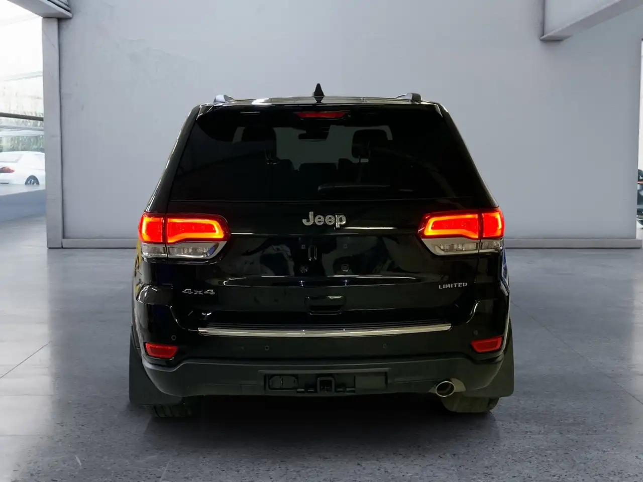 Jeep Grand Cherokee снимка Jeep Grand Cherokee