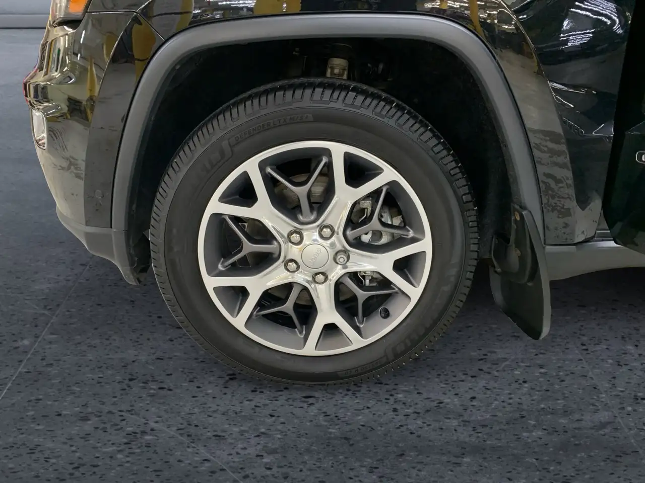 Jeep Grand Cherokee снимка Jeep Grand Cherokee