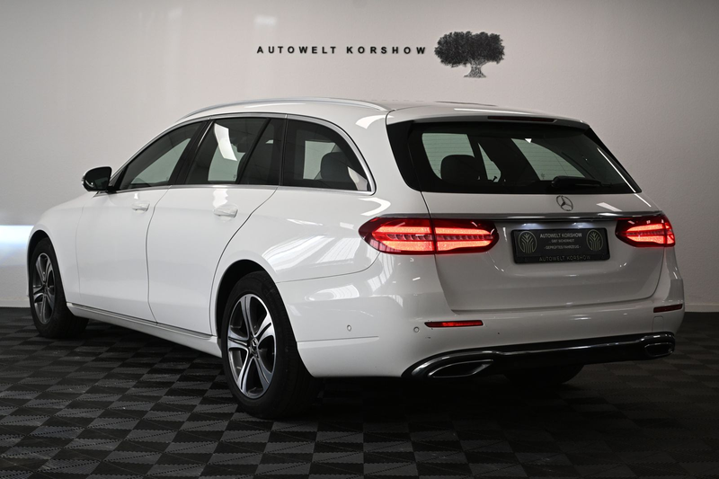 Mercedes-Benz E 200 d Avantgarde *360°*ACC*HUD*AHK*SHZ*MEMORY — photo 10