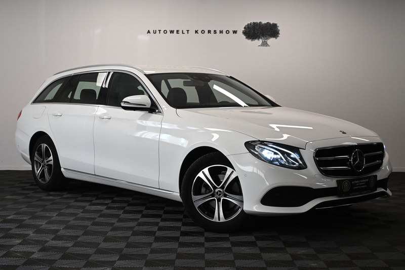 Mercedes-Benz E 200 d Avantgarde *360°*ACC*HUD*AHK*SHZ*MEMORY