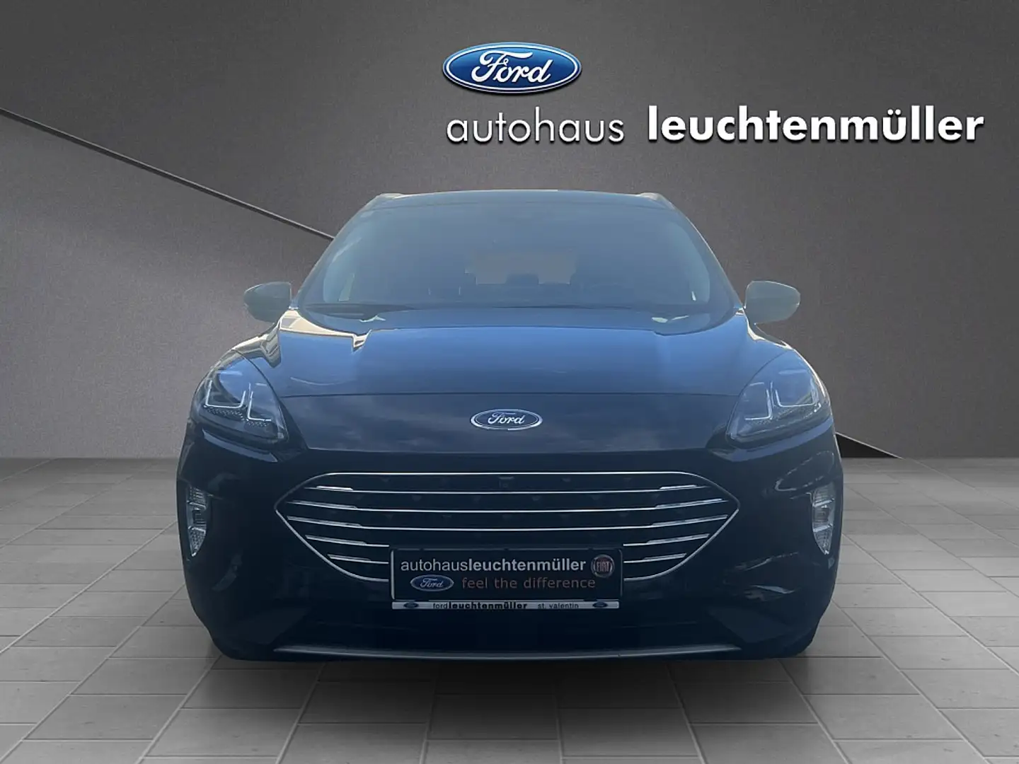 Ford Kuga 1,5 EcoBlue Titanium X Aut. Nero - 2