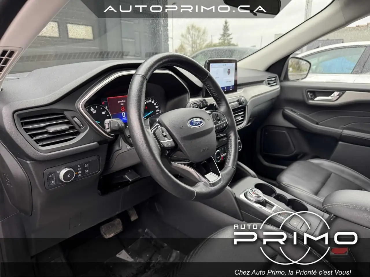 Ford Escape снимка Ford Escape