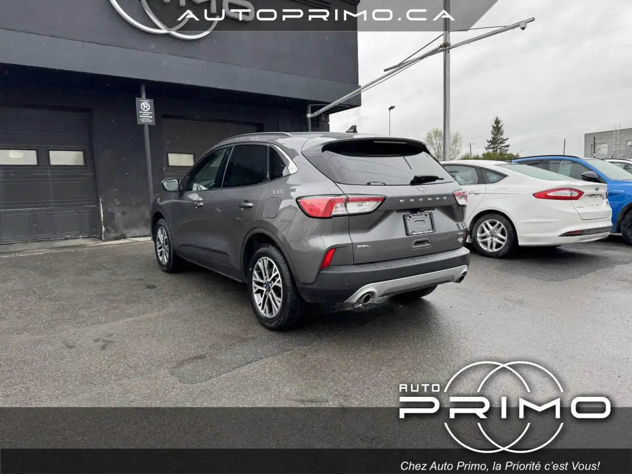 Ford Escape снимка Ford Escape