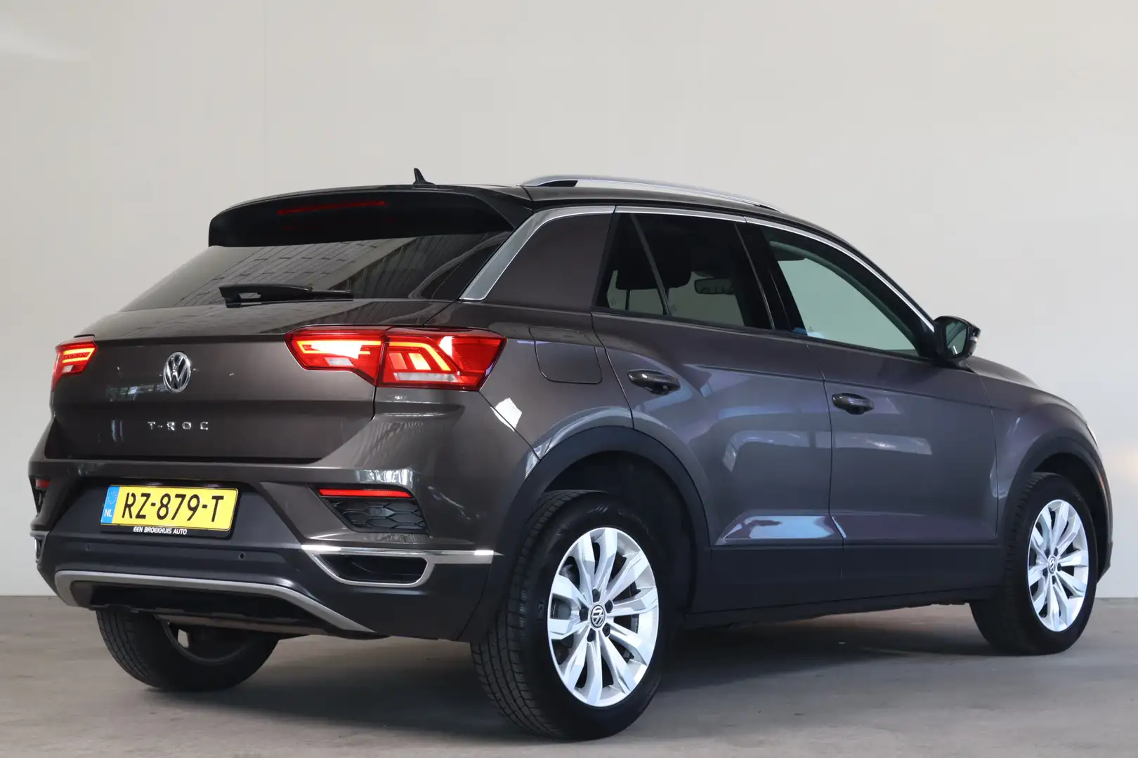 Volkswagen T-Roc 1.0 TSI Style NL-Auto!! Apple Car-Play I Camera Brun - 2