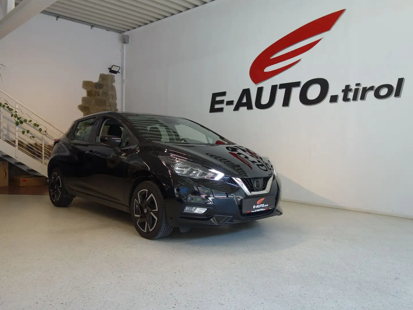 Nissan Micra IG-T Visia + *DESIGNPAKET *LEASING *TEMPOMAT Schwarz - 1