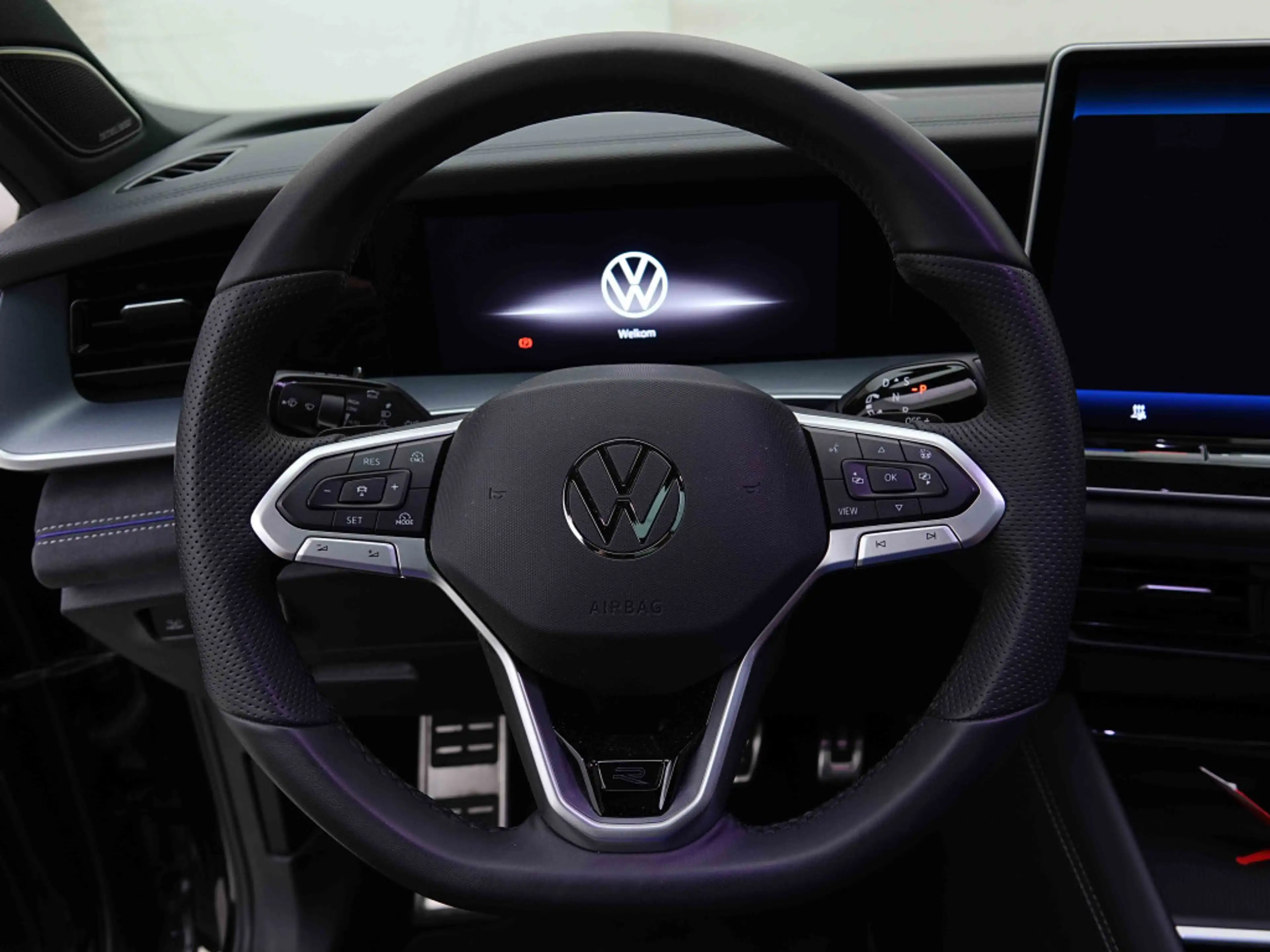 Volkswagen Tayron 272 PHEV eHybrid DSG R-Line | Pano | IQ Matrix | Harman | Head Up | Winter Plus — photo 11