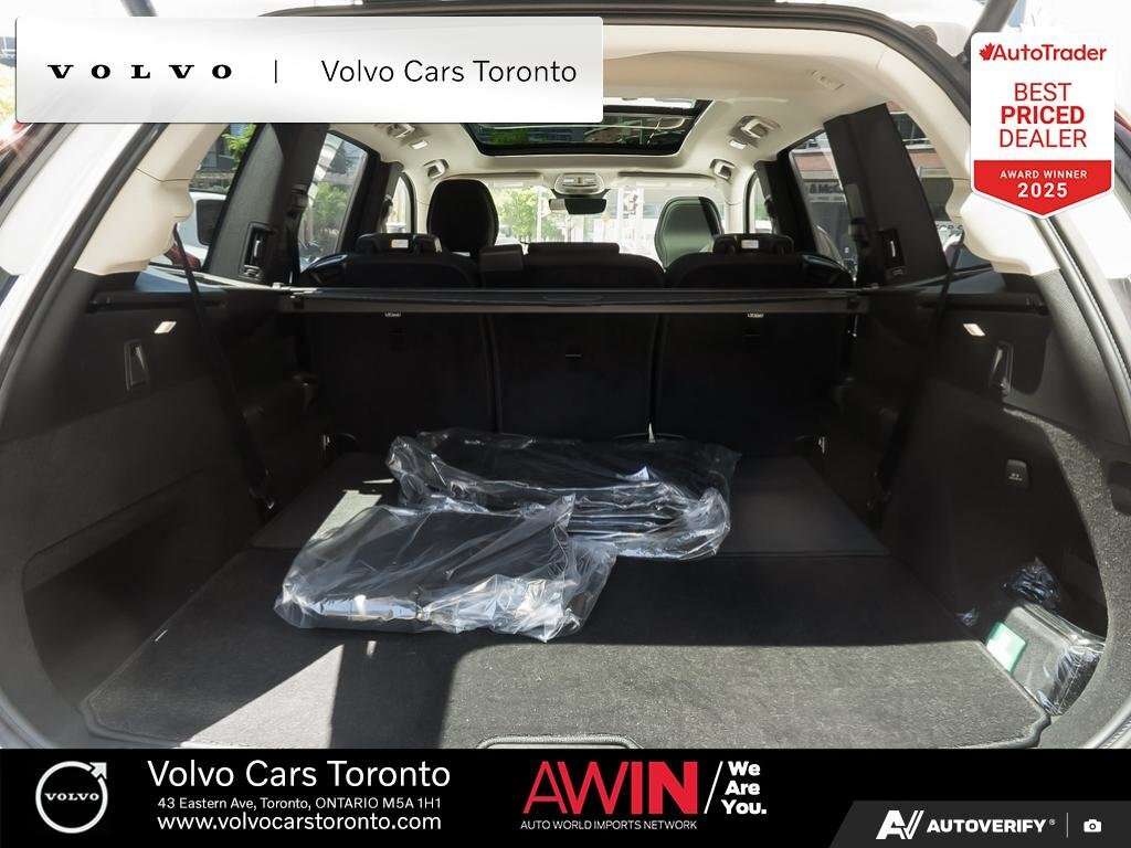 2026 Volvo XC90 B6 AWD Plus Dark Theme 7-Seater thumb 24