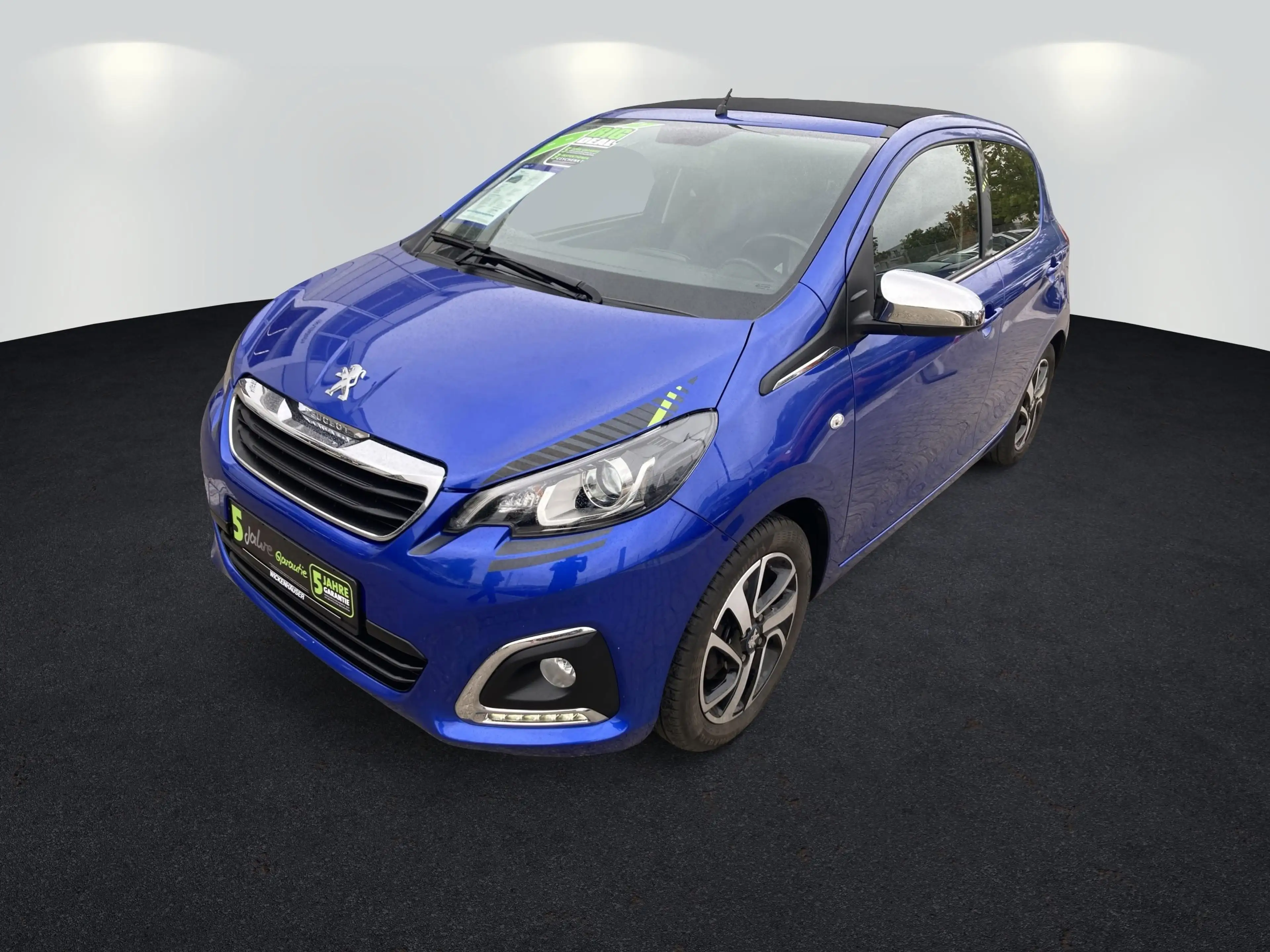 Peugeot 108 TOP! Collection SHZ+Faltdach+CarPlay+ — photo 2