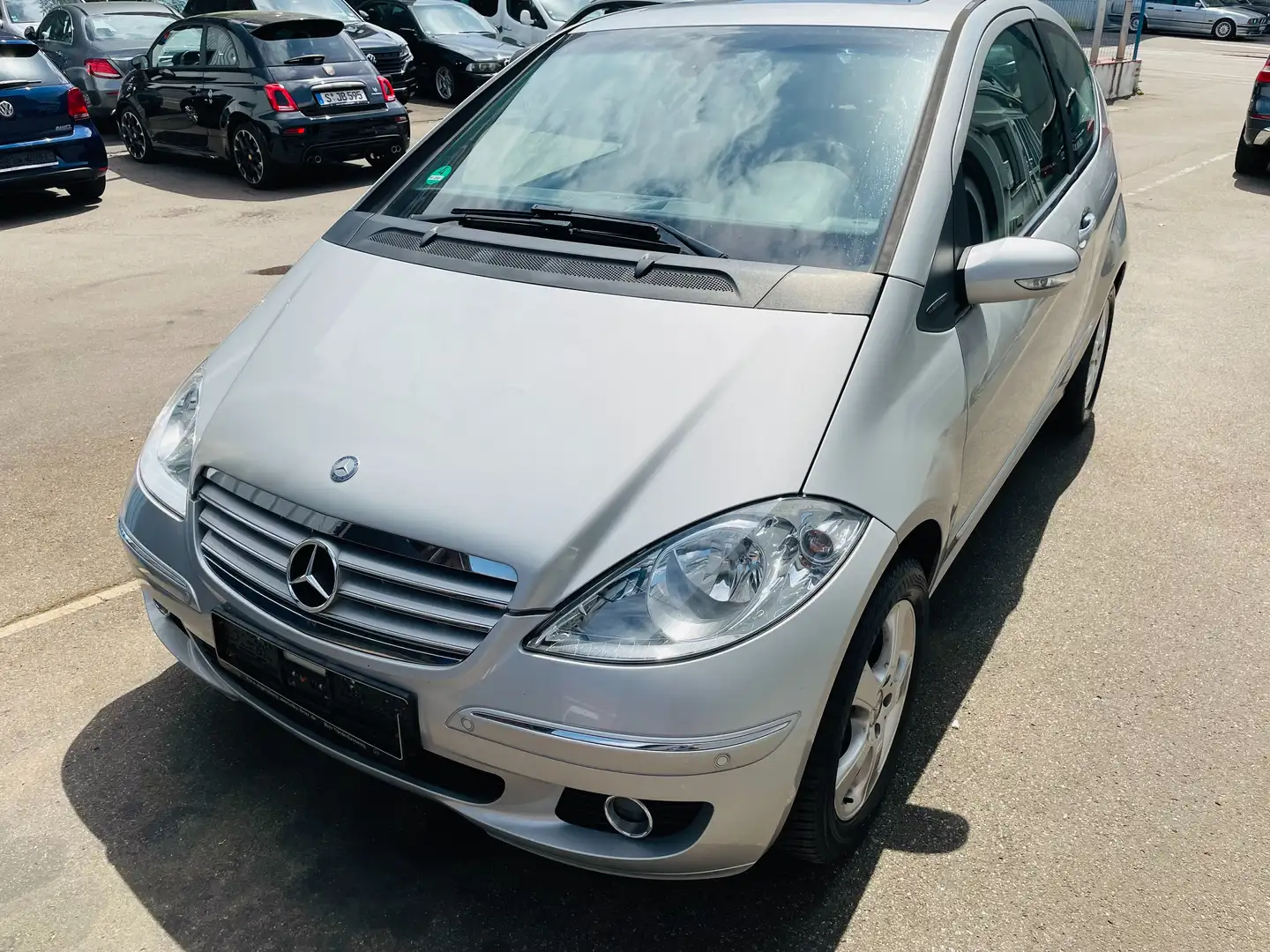 Mercedes-Benz A 200 Elegance Navi PDC Klima ohne tüv Silber - 2