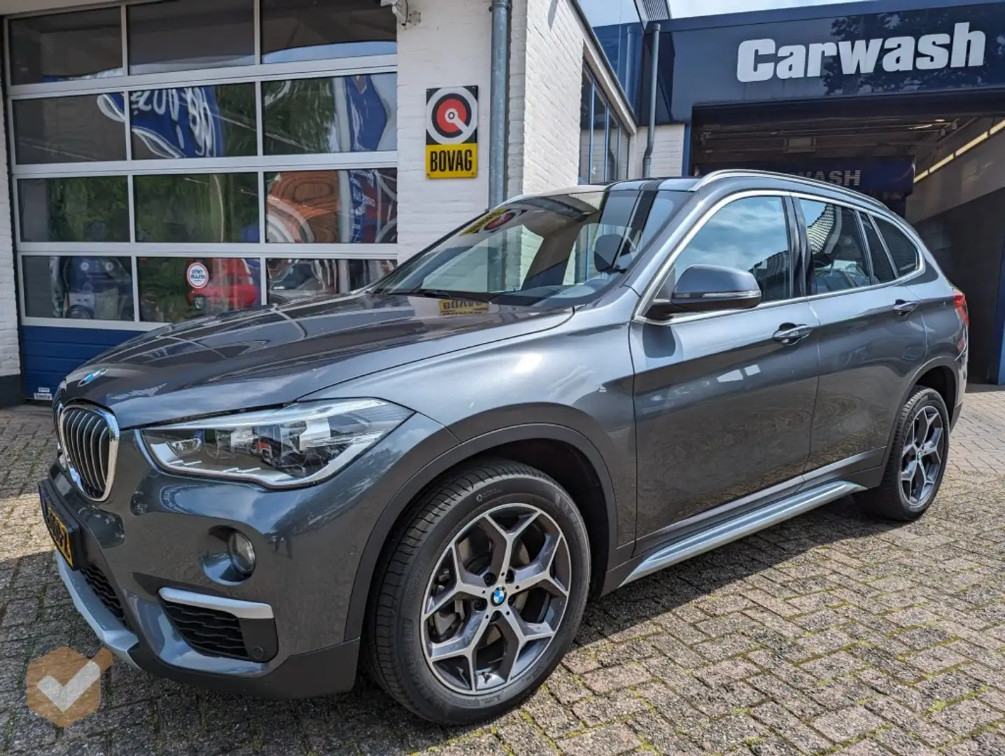BMW X1 sDrive 2.0i High Executive Automaat NL-Auto *Geen Grijs - 2