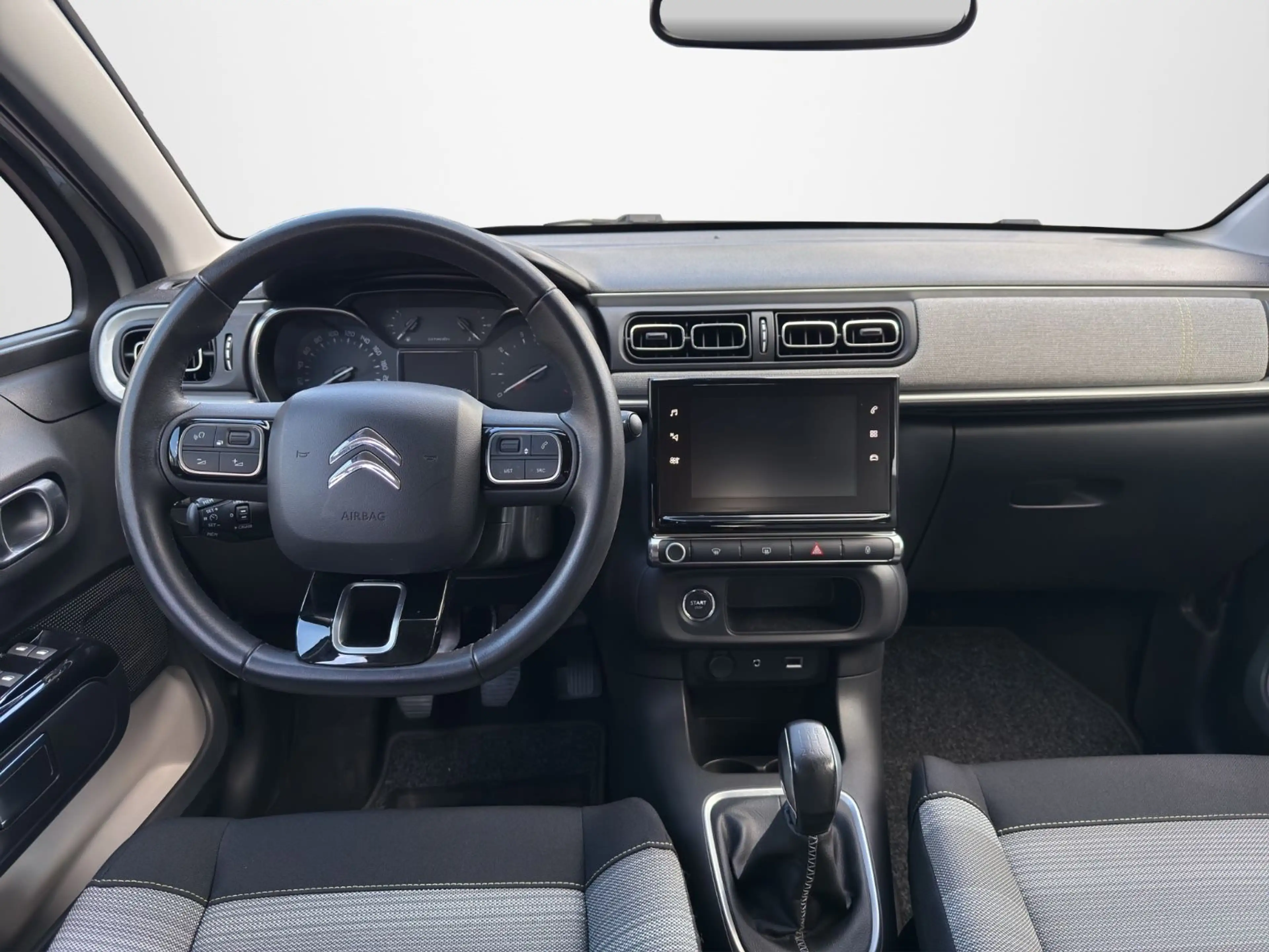 Citroen C3 Shine — photo 13