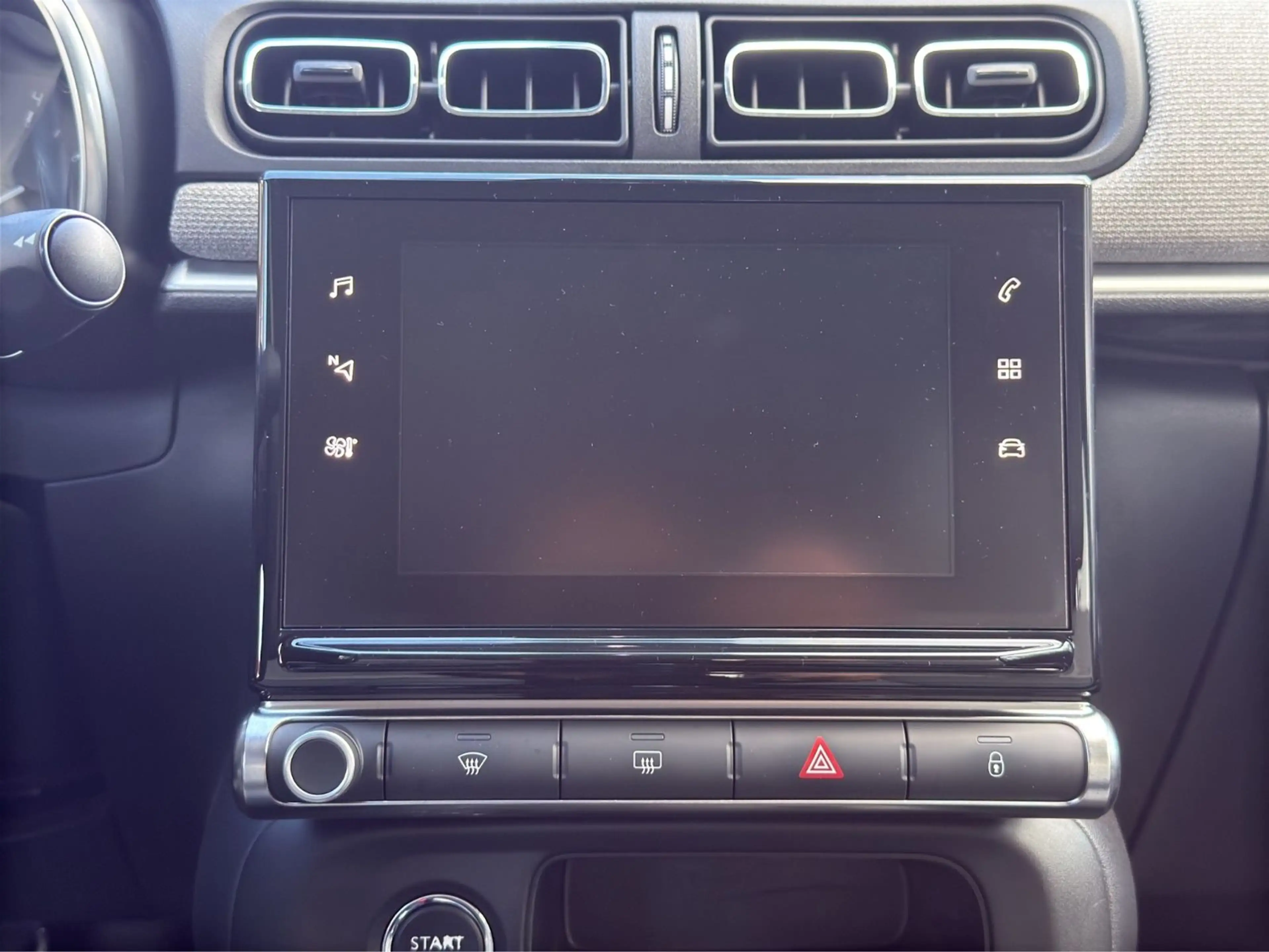 Citroen C3 Shine — photo 15