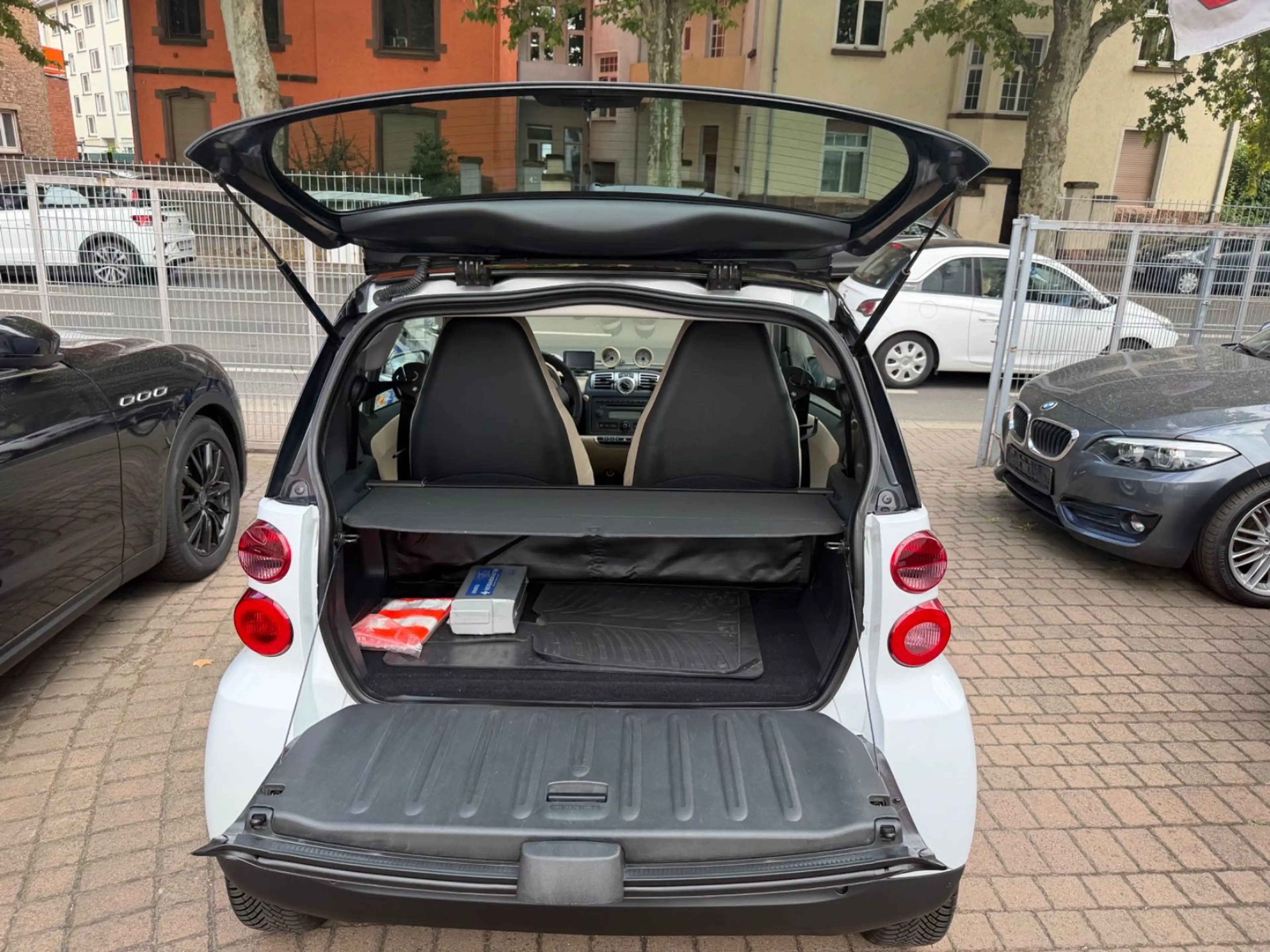 smart forTwo coupe MHD 52 kW 1.Hand/Navi/Klima/Servo — photo 6