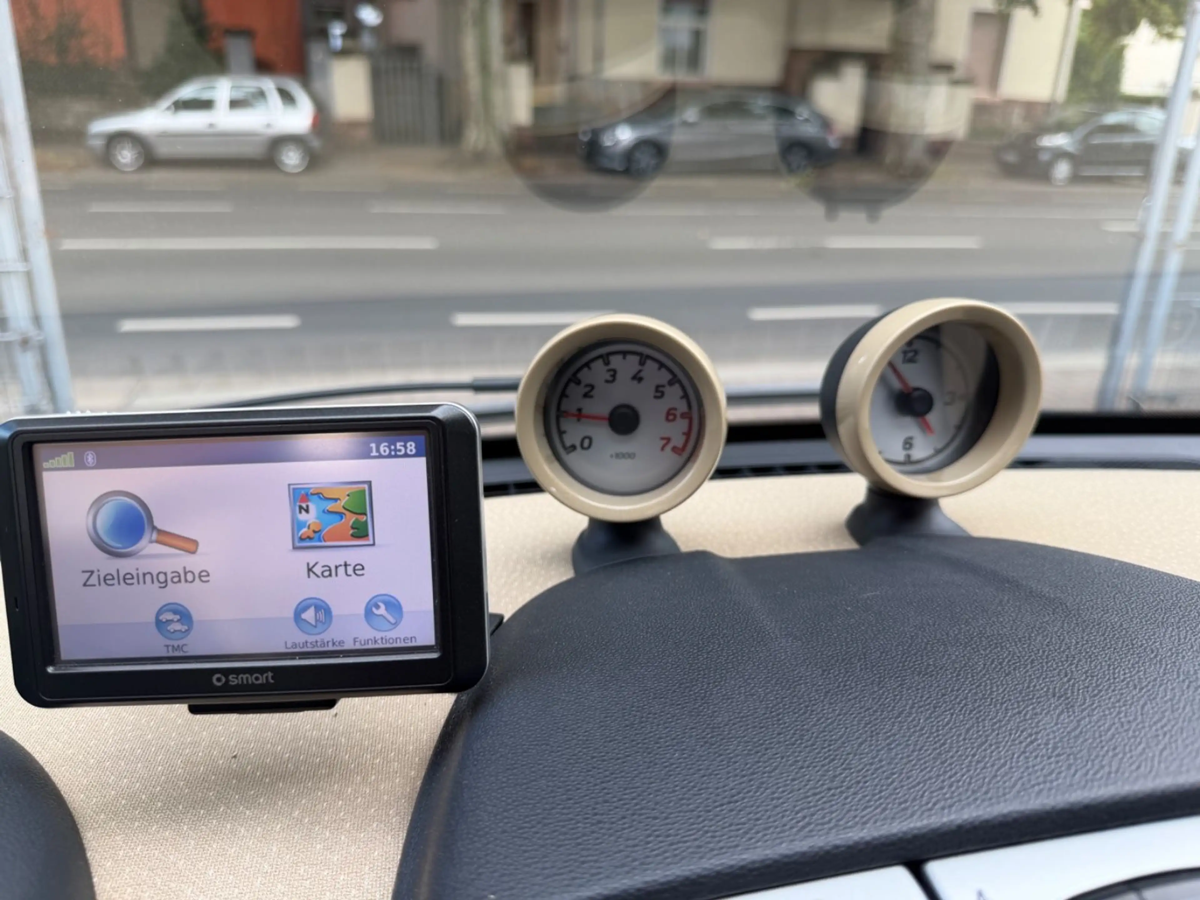 smart forTwo coupe MHD 52 kW 1.Hand/Navi/Klima/Servo — photo 12