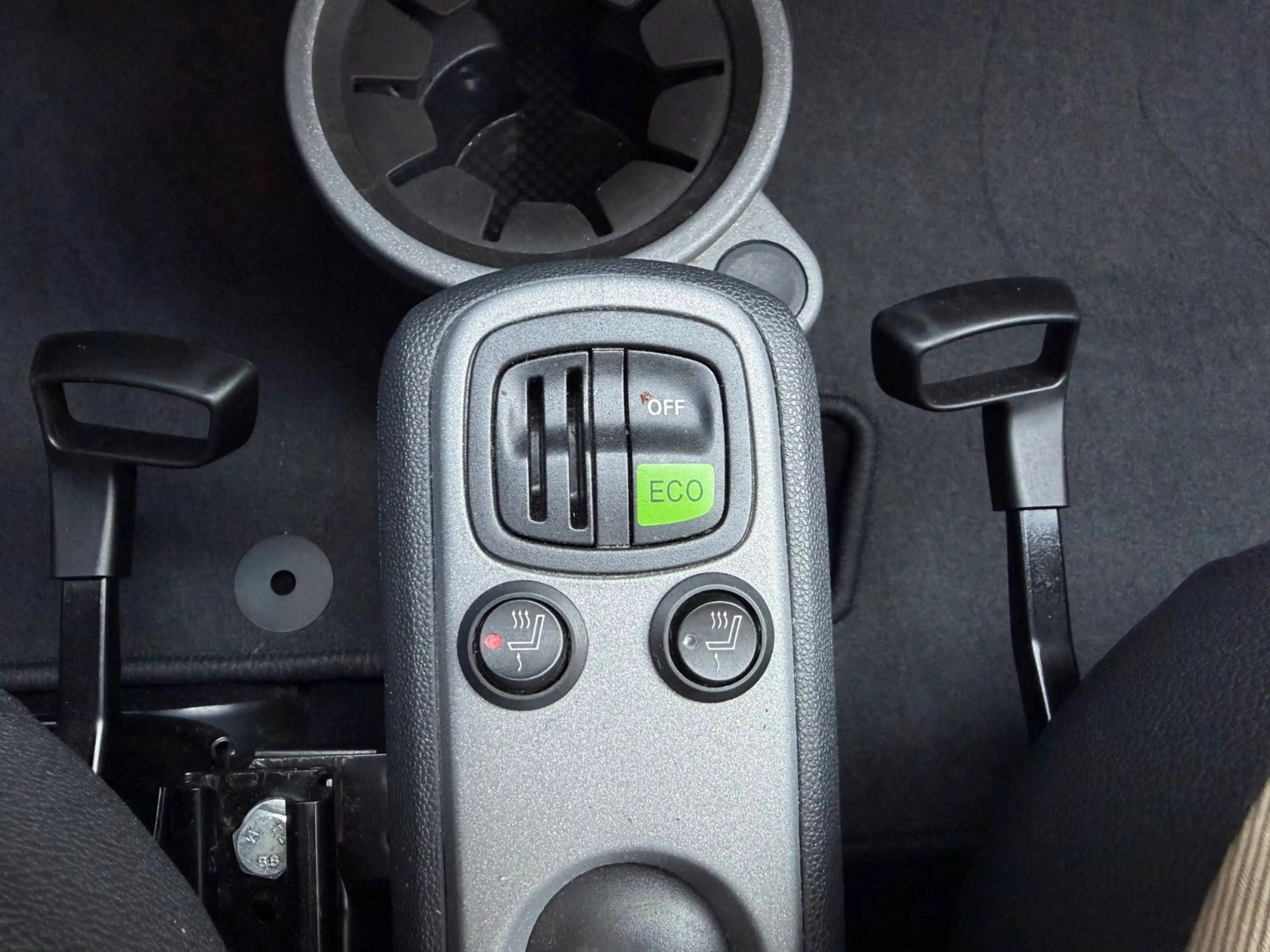 smart forTwo coupe MHD 52 kW 1.Hand/Navi/Klima/Servo — photo 15