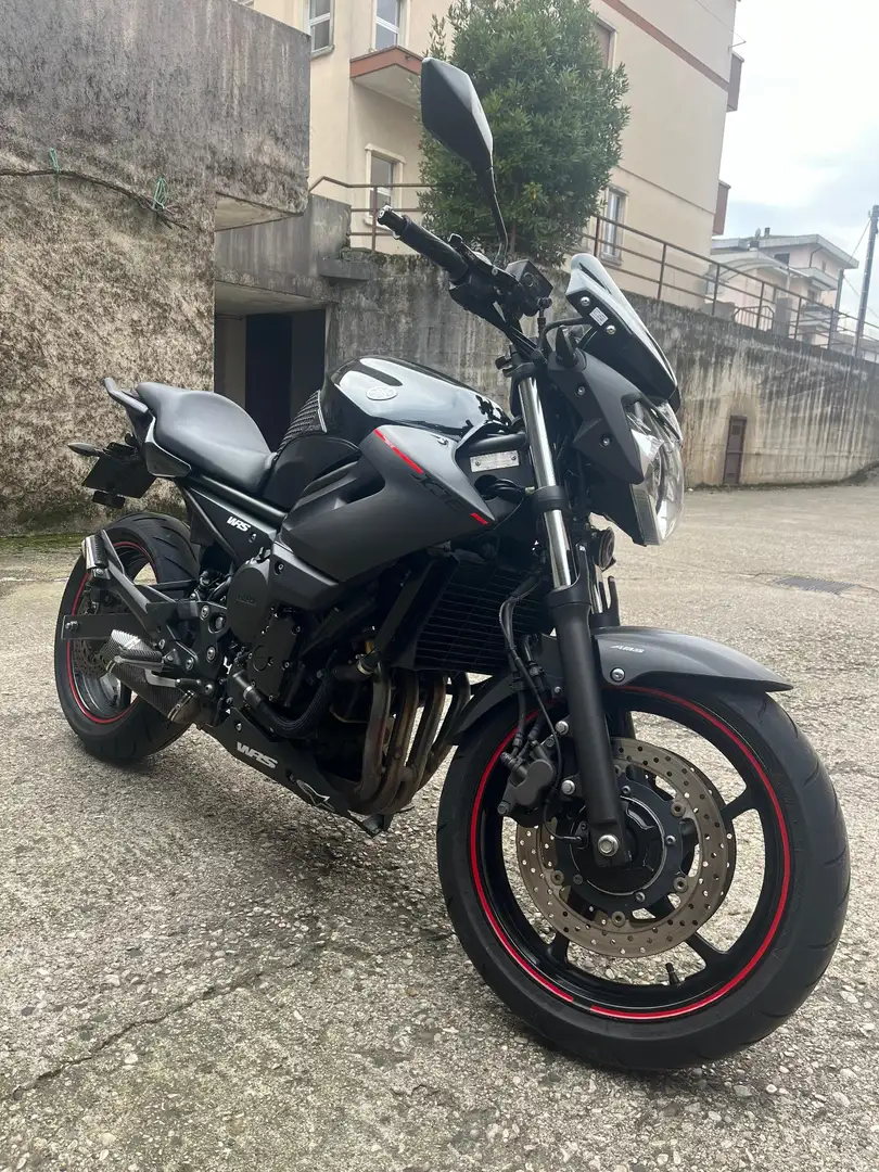 Yamaha XJ 6 Negro - 2
