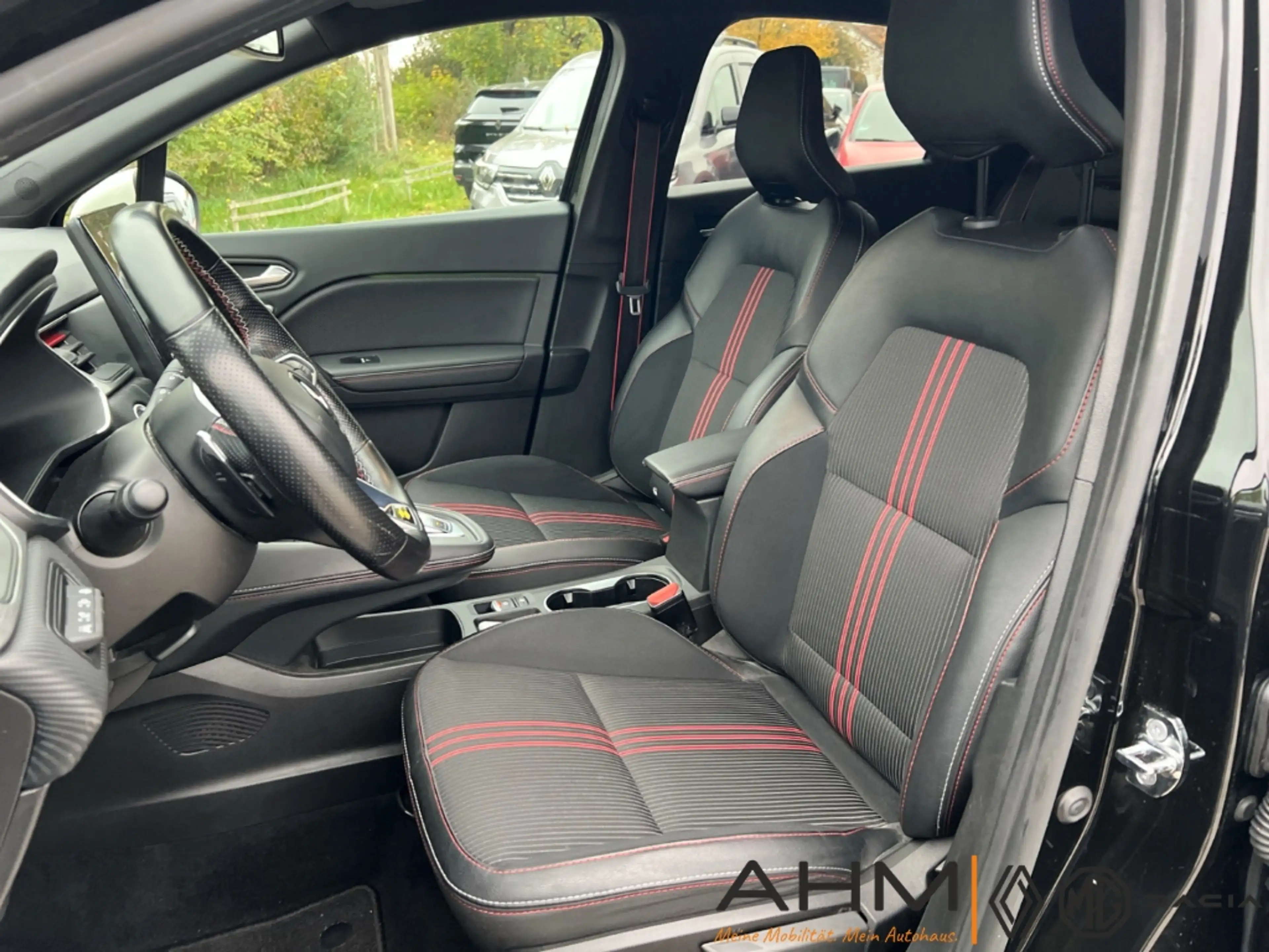 Renault Captur II R.S. Line 1.3 TCe 140 Winter & Premium — photo 11