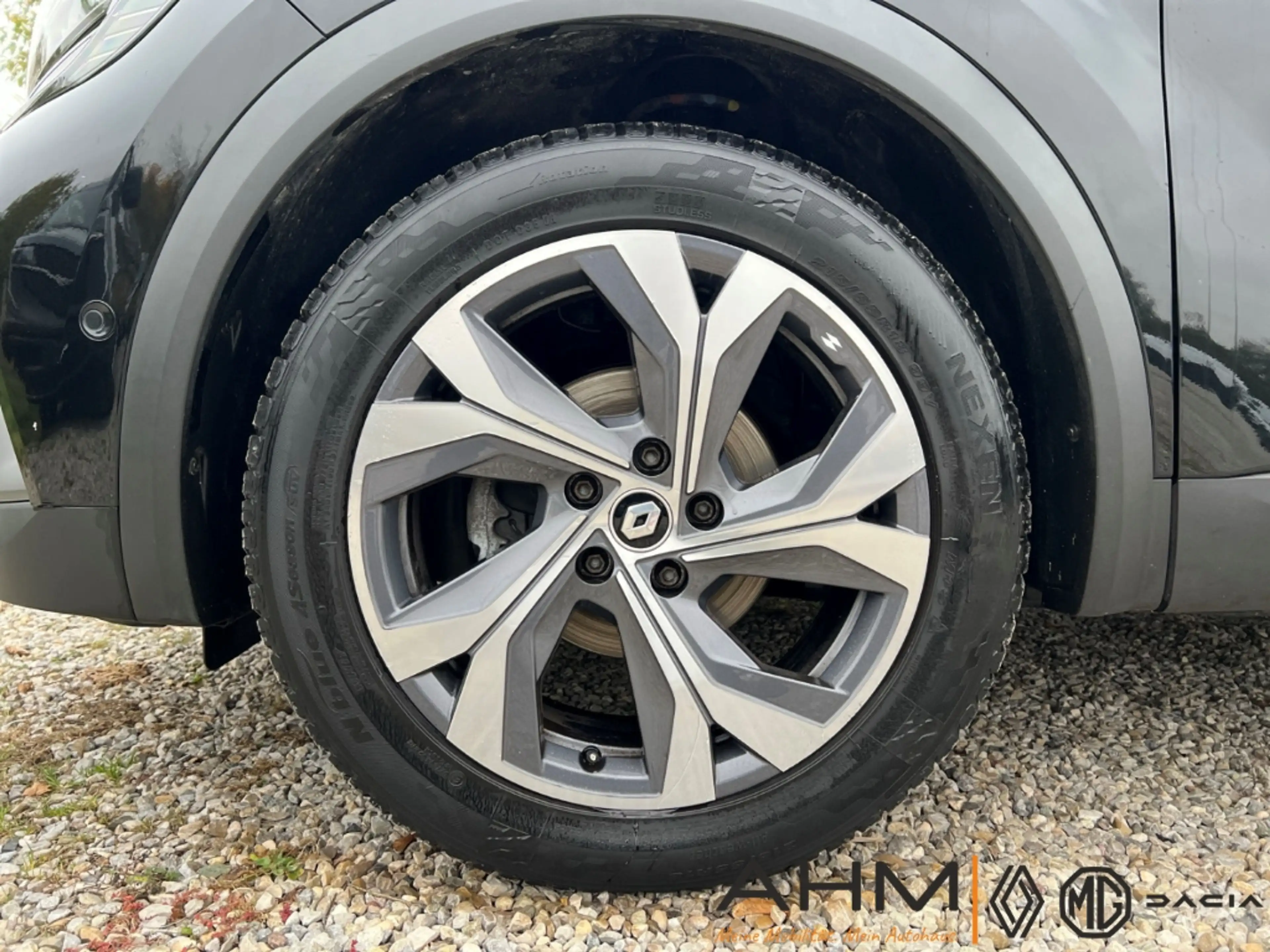 Renault Captur II R.S. Line 1.3 TCe 140 Winter & Premium — photo 8