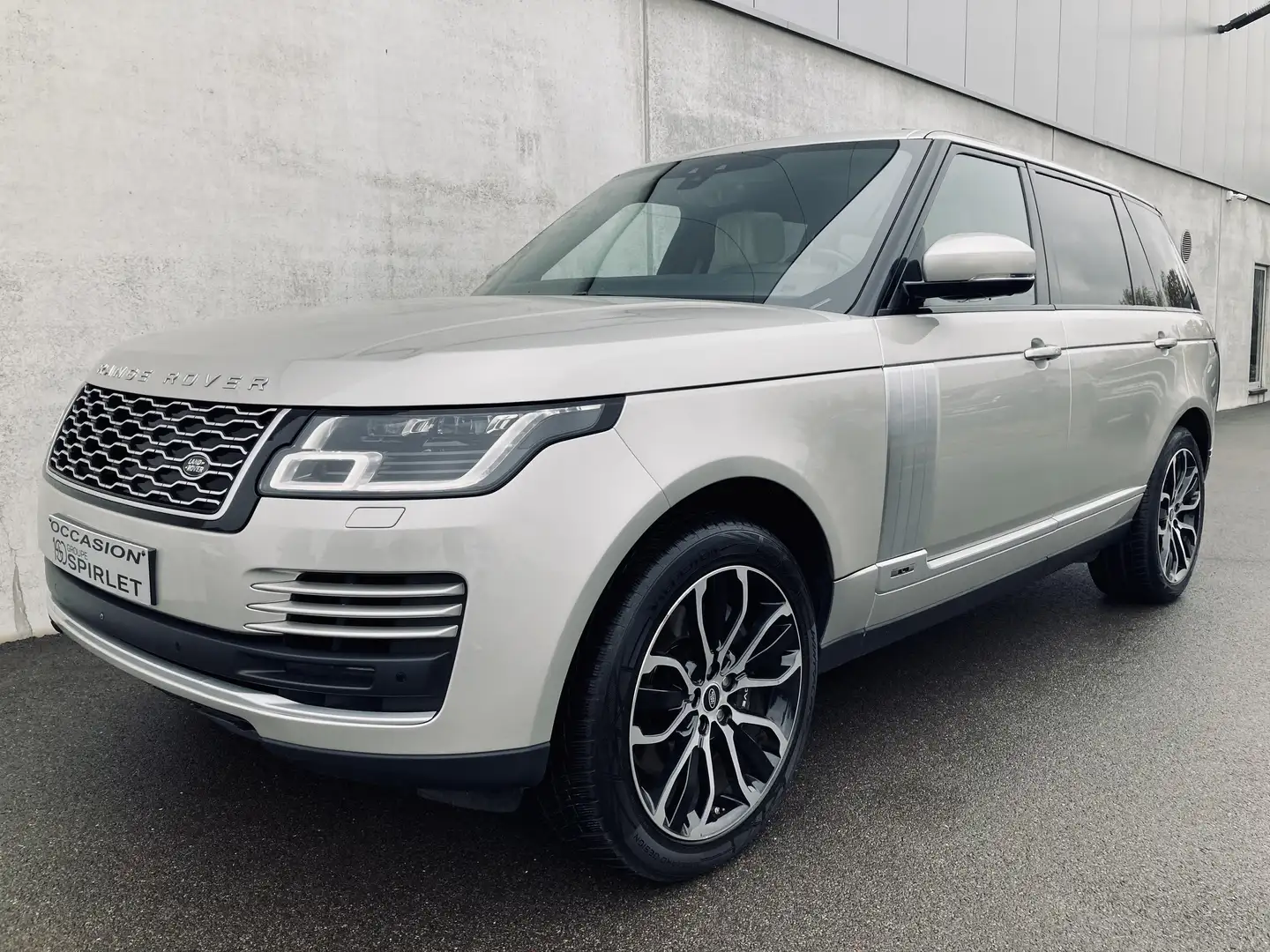 Land Rover Range Rover Vogue-LWB-P400e-12 mois de gar Beige - 1