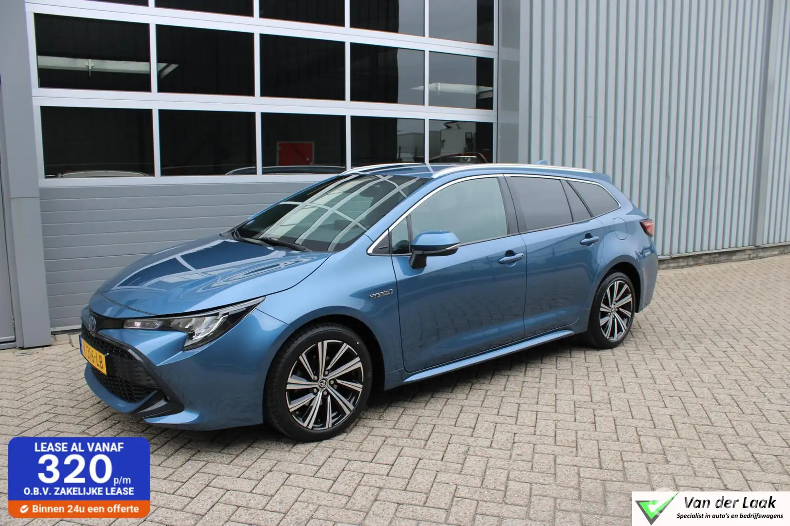 Toyota Corolla Touring Sports 1.8 Hybrid Dynamic 1e Eig | Half Le Blauw - 1