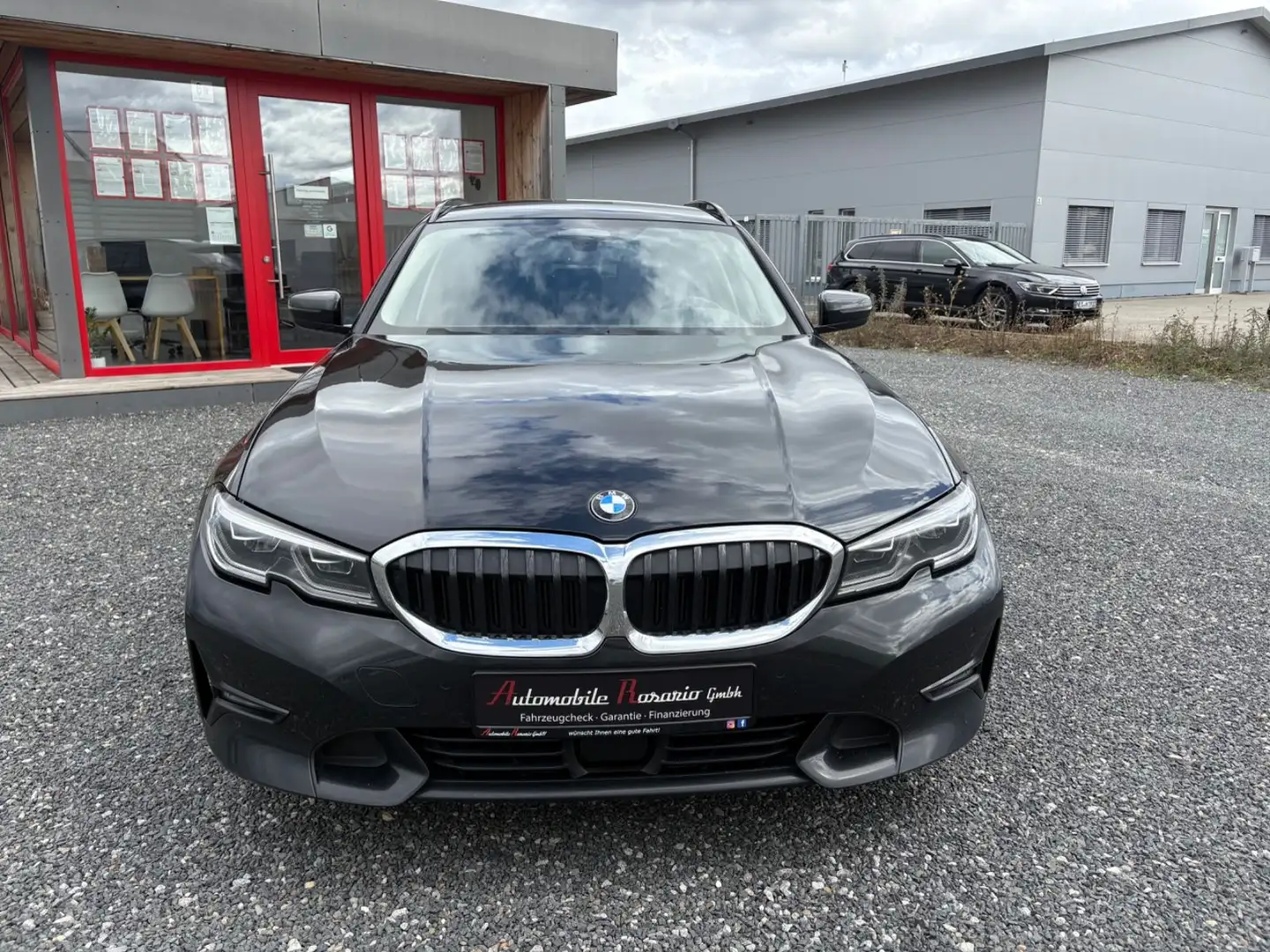 BMW 320 d Sport Line H/K LED VIRTUAL HEAD UP KEYLESS Schwarz - 2