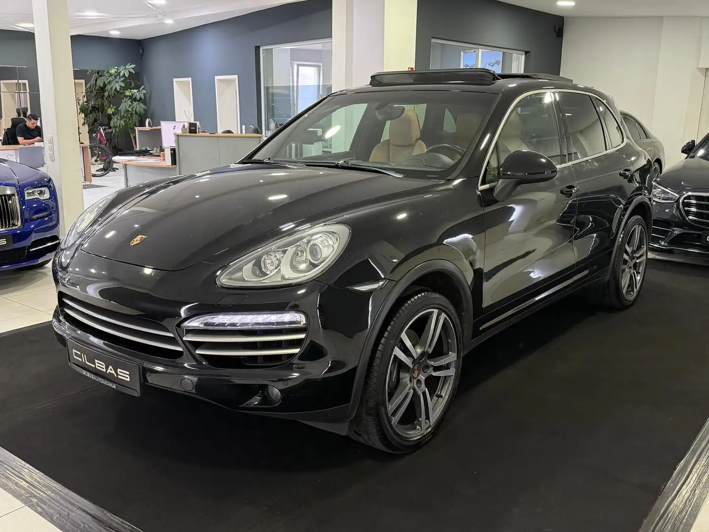 Porsche Cayenne Platinum Edition 3.0 V6 TDI *PANO*LUFT* Noir - 1