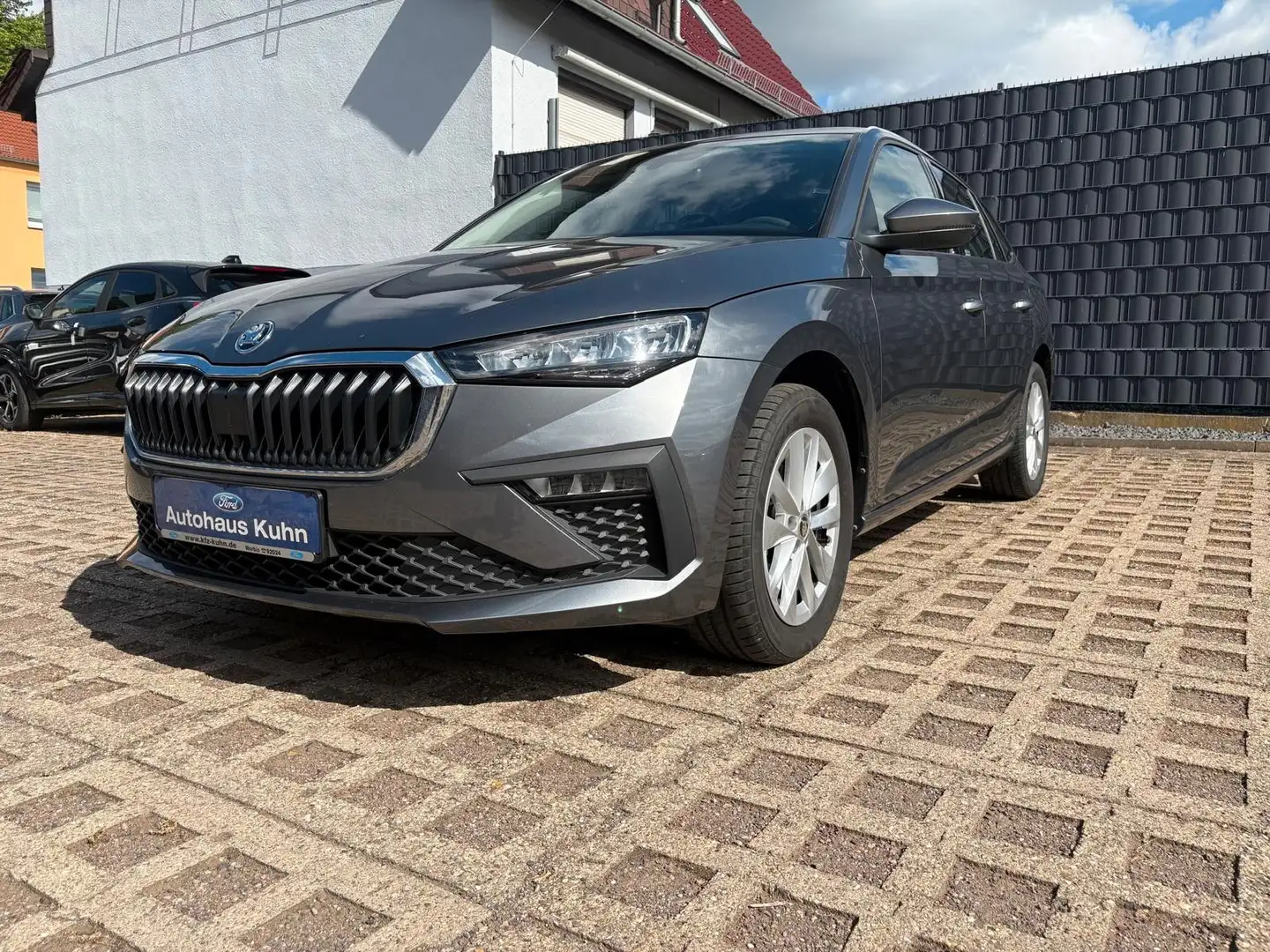 Skoda Scala Selection85KW,FL,DSG,AHK,5jGar.WP,PDC,Navi Grau - 2