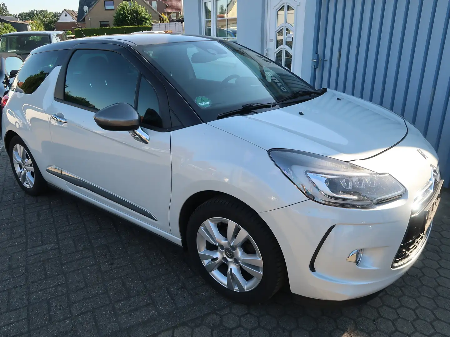 Citroen DS3 1.6 SoChic  (Motor 15000 km) Weiß - 1