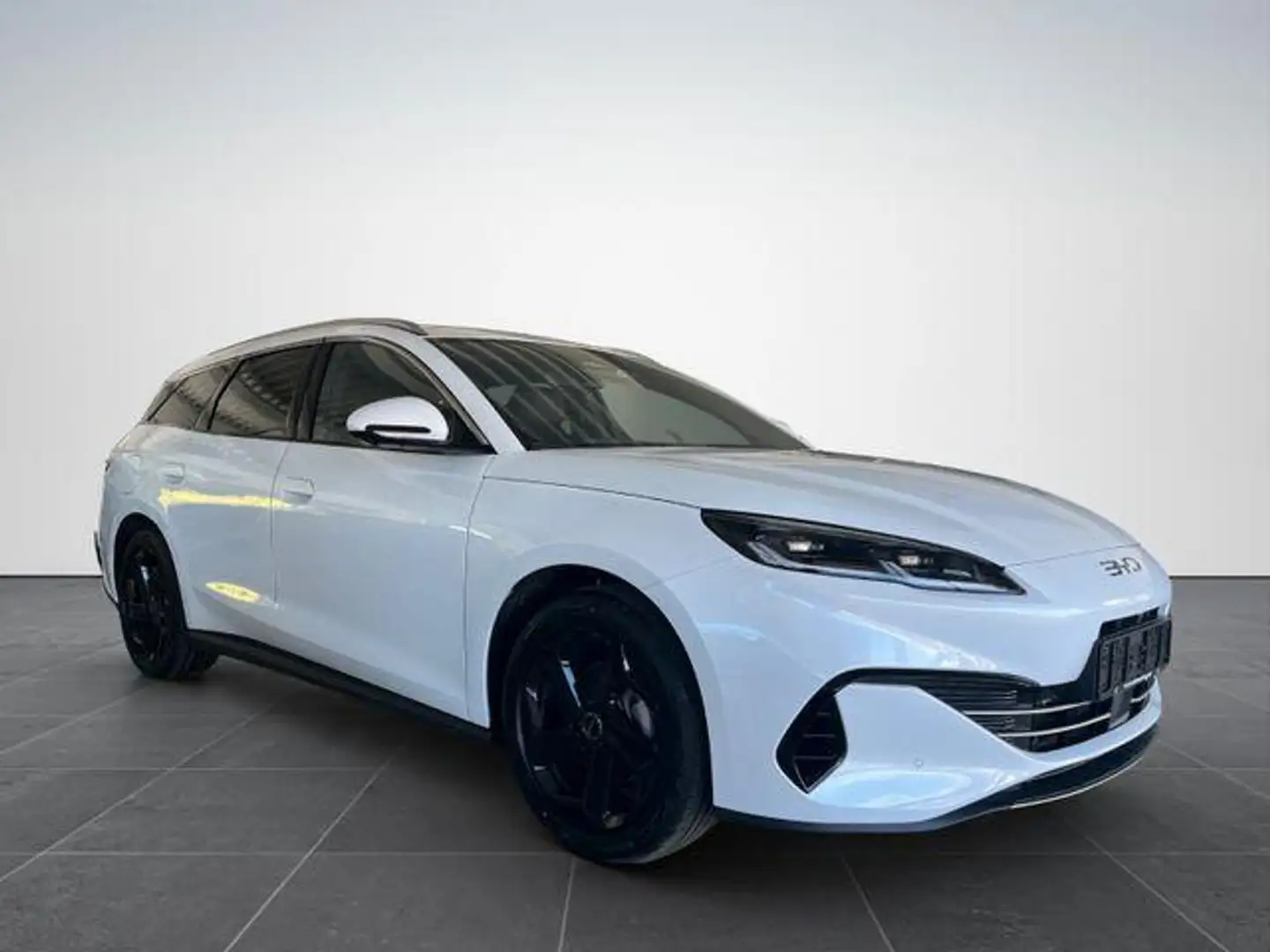 BYD Seal 6 DM-i TOURING Comfort/360°/HUD/SHZ/PANO-DA 72 kW... Weiß - 2