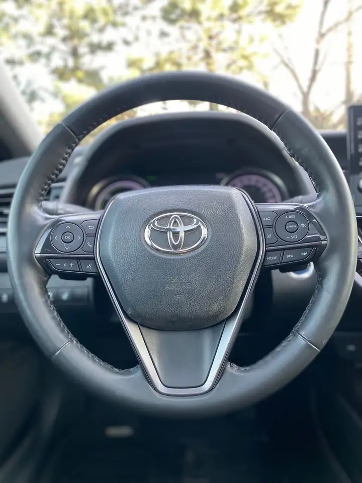 Toyota Camry снимка Toyota Camry