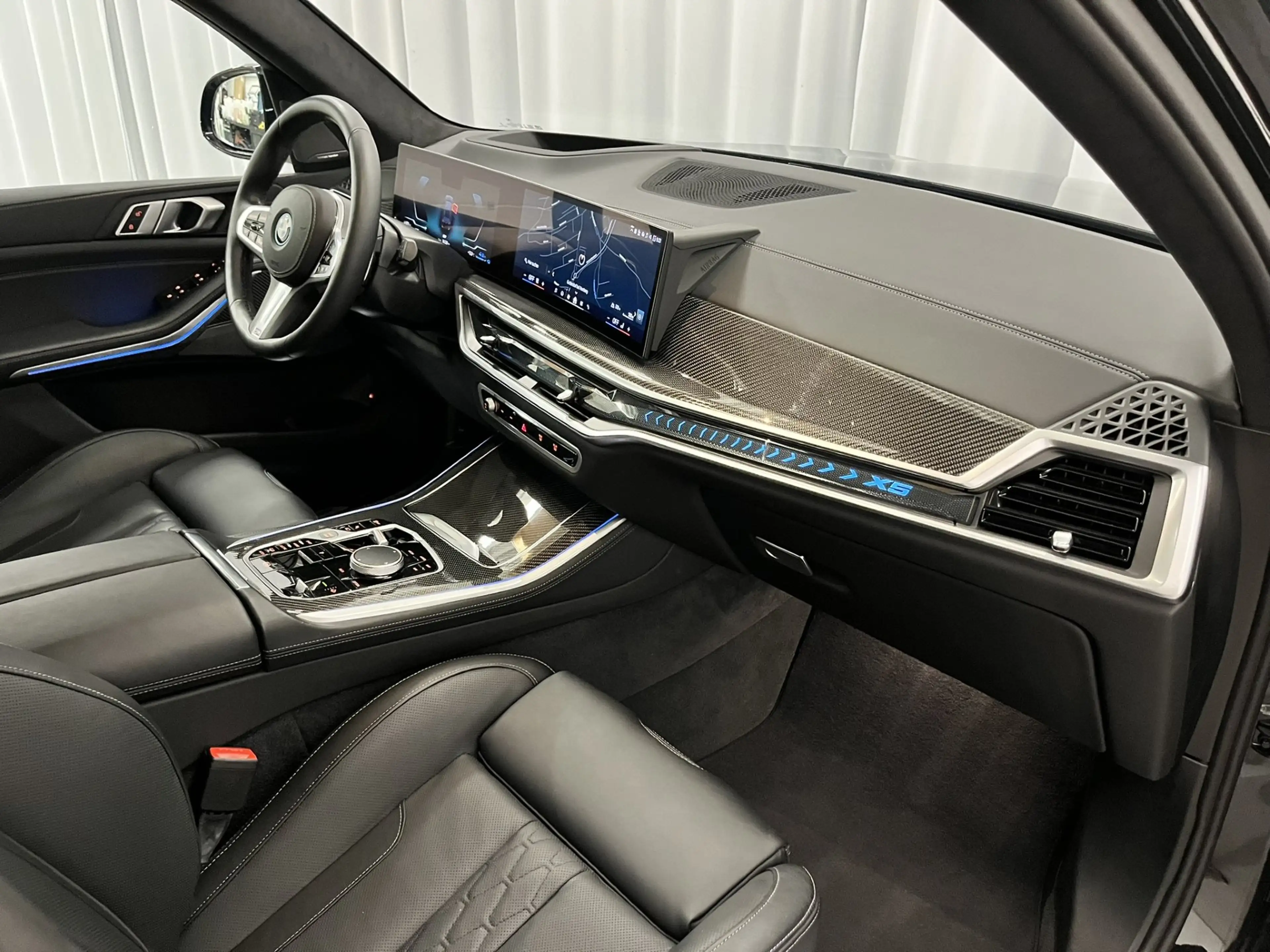 BMW X5 xDrive50e *M-Sport PRO / Innovationspaket / AHV* — photo 8