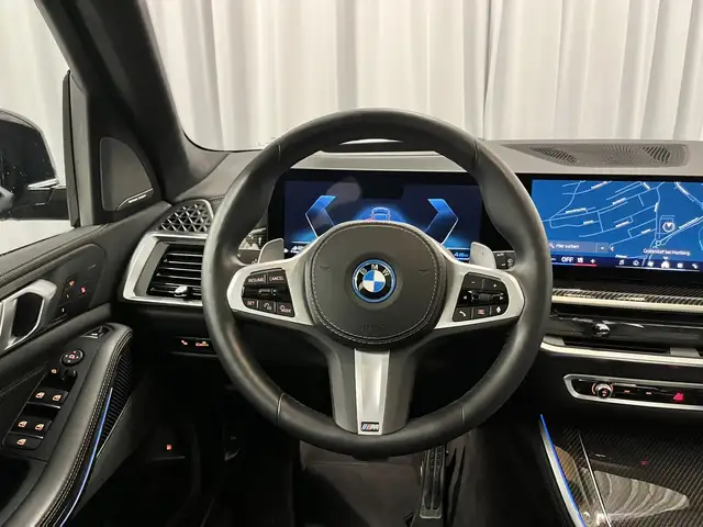 BMW X5 view 10