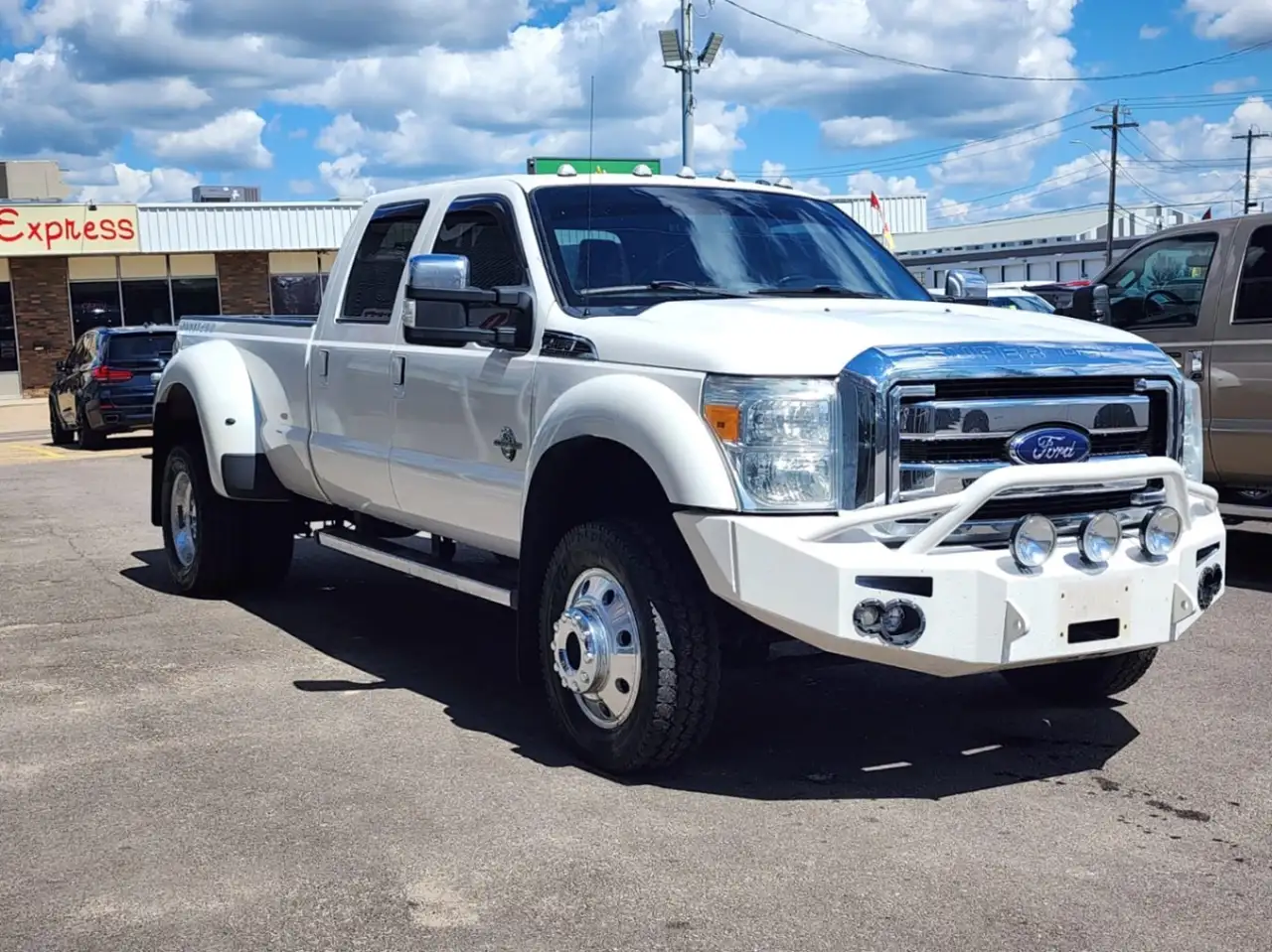 Ford F-450 Super Duty снимка Ford F-450 Super Duty