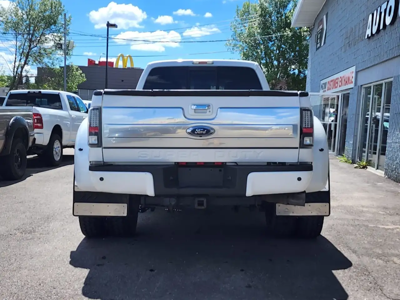Ford F-450 Super Duty снимка Ford F-450 Super Duty