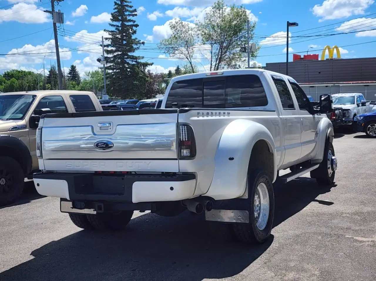 Ford F-450 Super Duty снимка Ford F-450 Super Duty