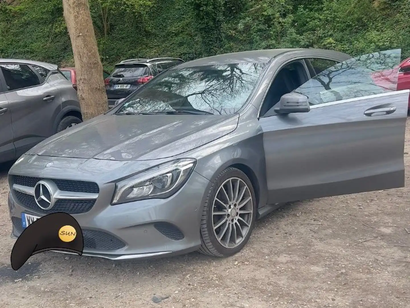 Mercedes-Benz CLA 220 CLA Shooting Brake 220 d 7-G DCTInspiration Gris - 1