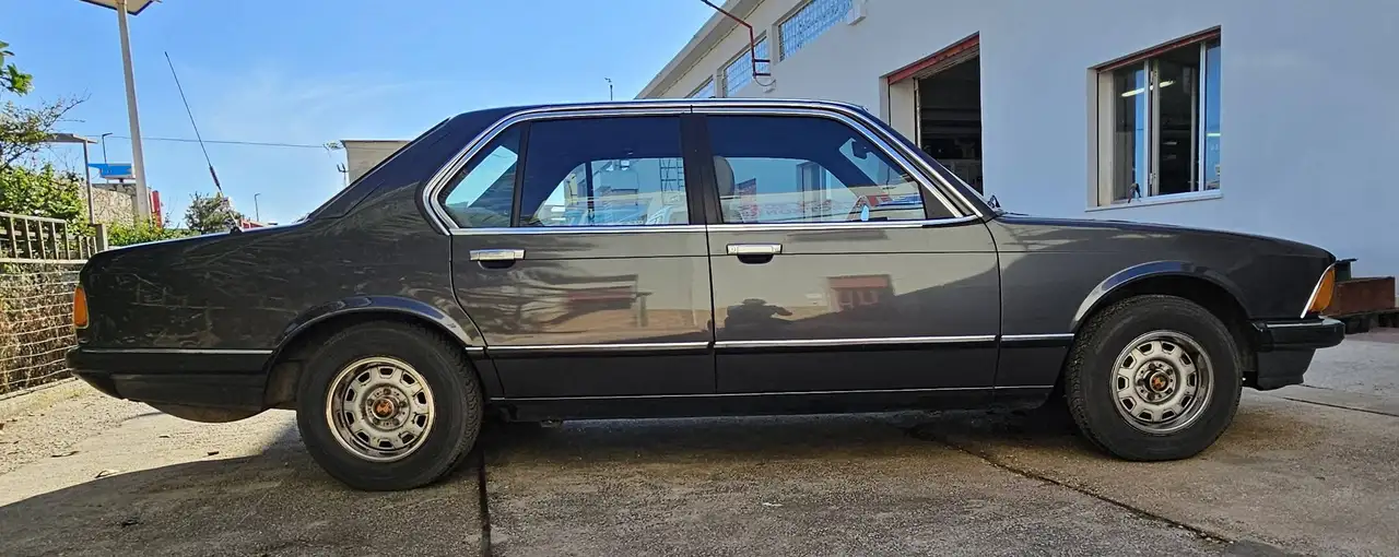 BMW 728i, foto 4