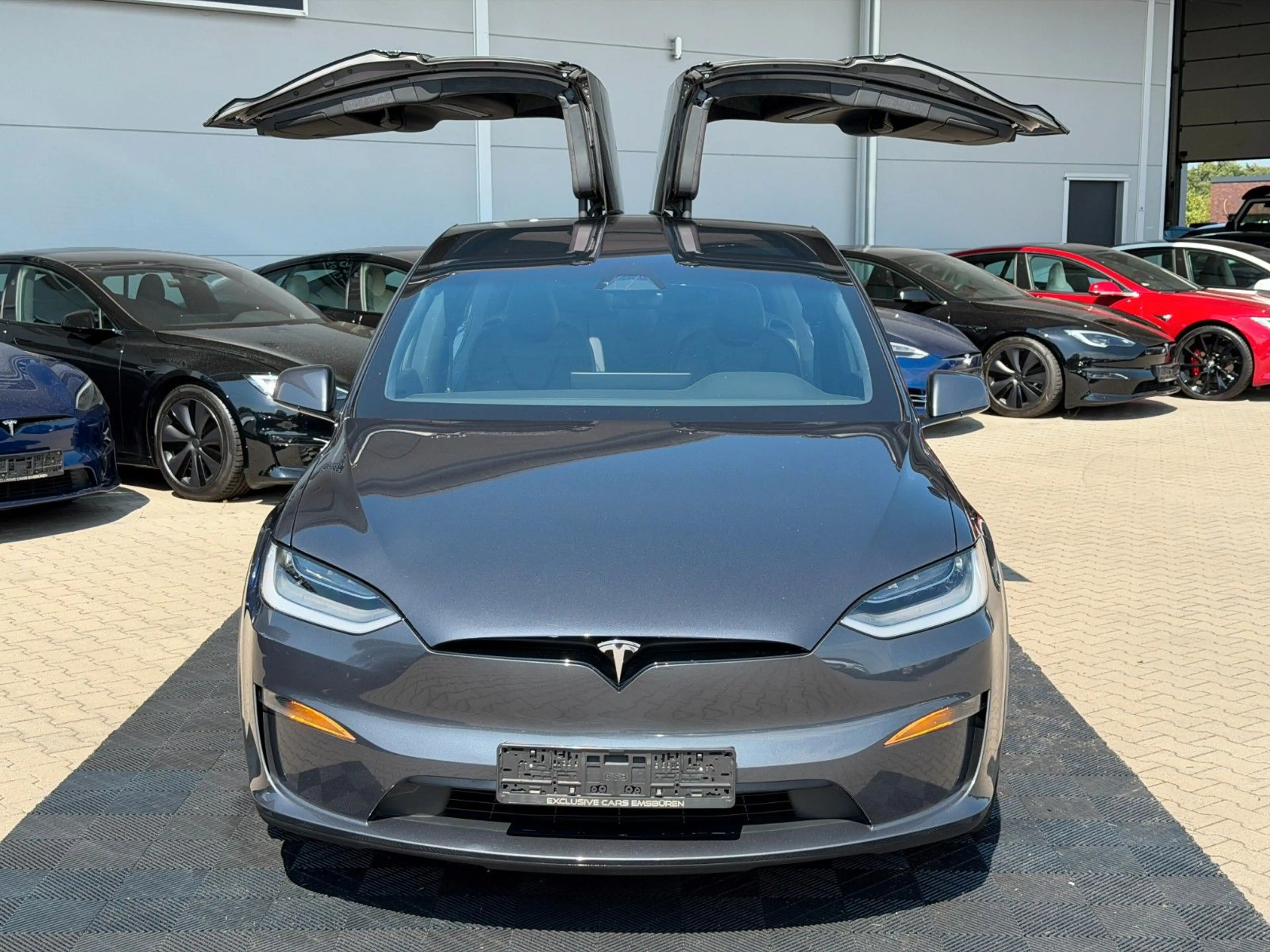 Tesla Model X MODEL X PALLADIUM |  HARDWARE 4 | 5 SEATER — photo 5