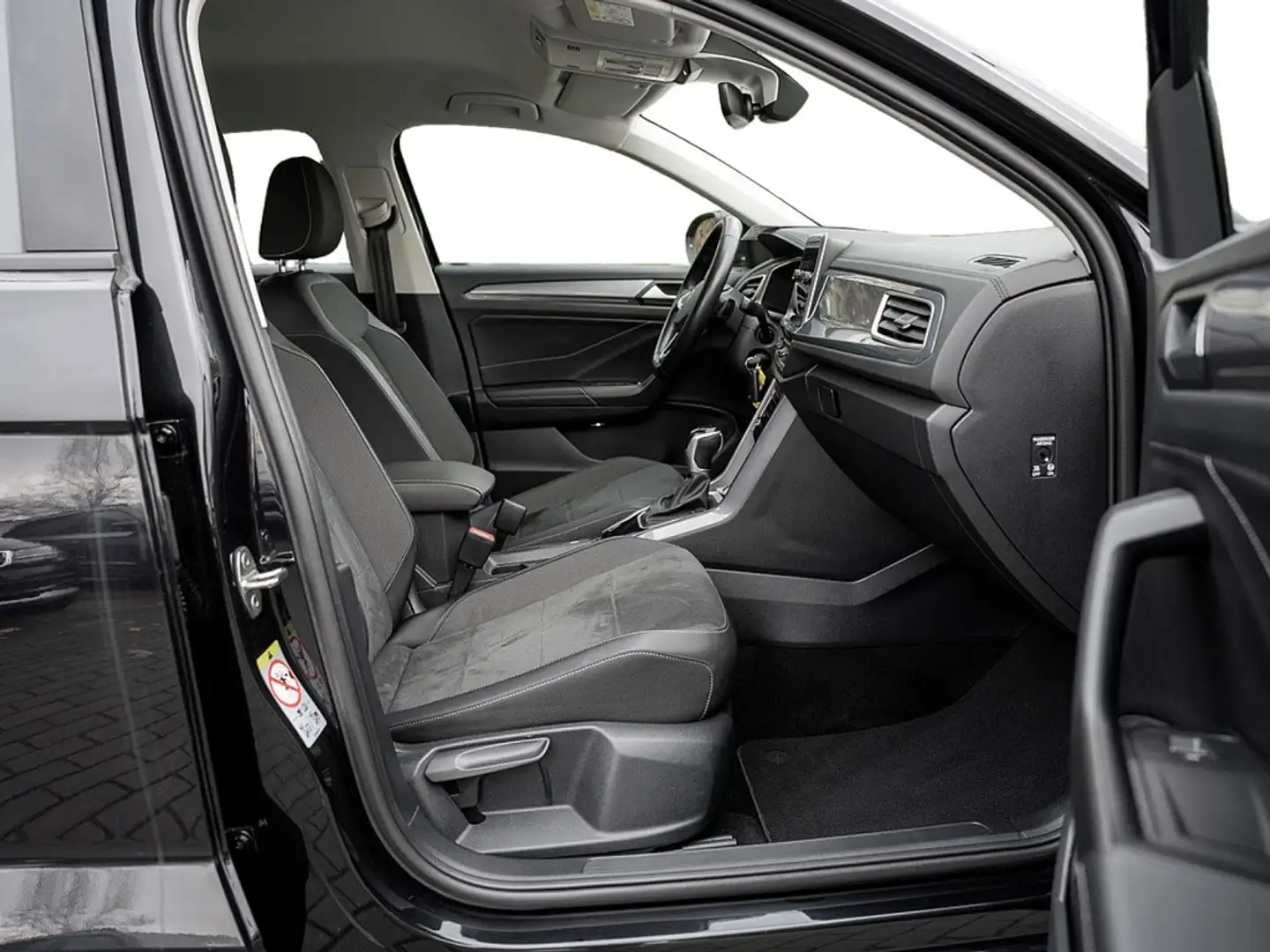 Volkswagen T-Roc 2.0 TDI Style AHK NAVI ACC KLIMA PDC Schwarz - 2