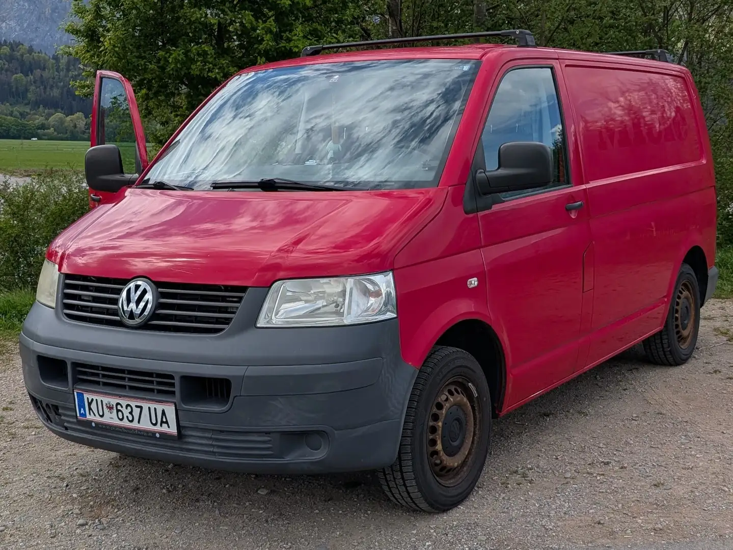 Volkswagen T5 Transporter 1,9 TDI D-PF Rot - 1