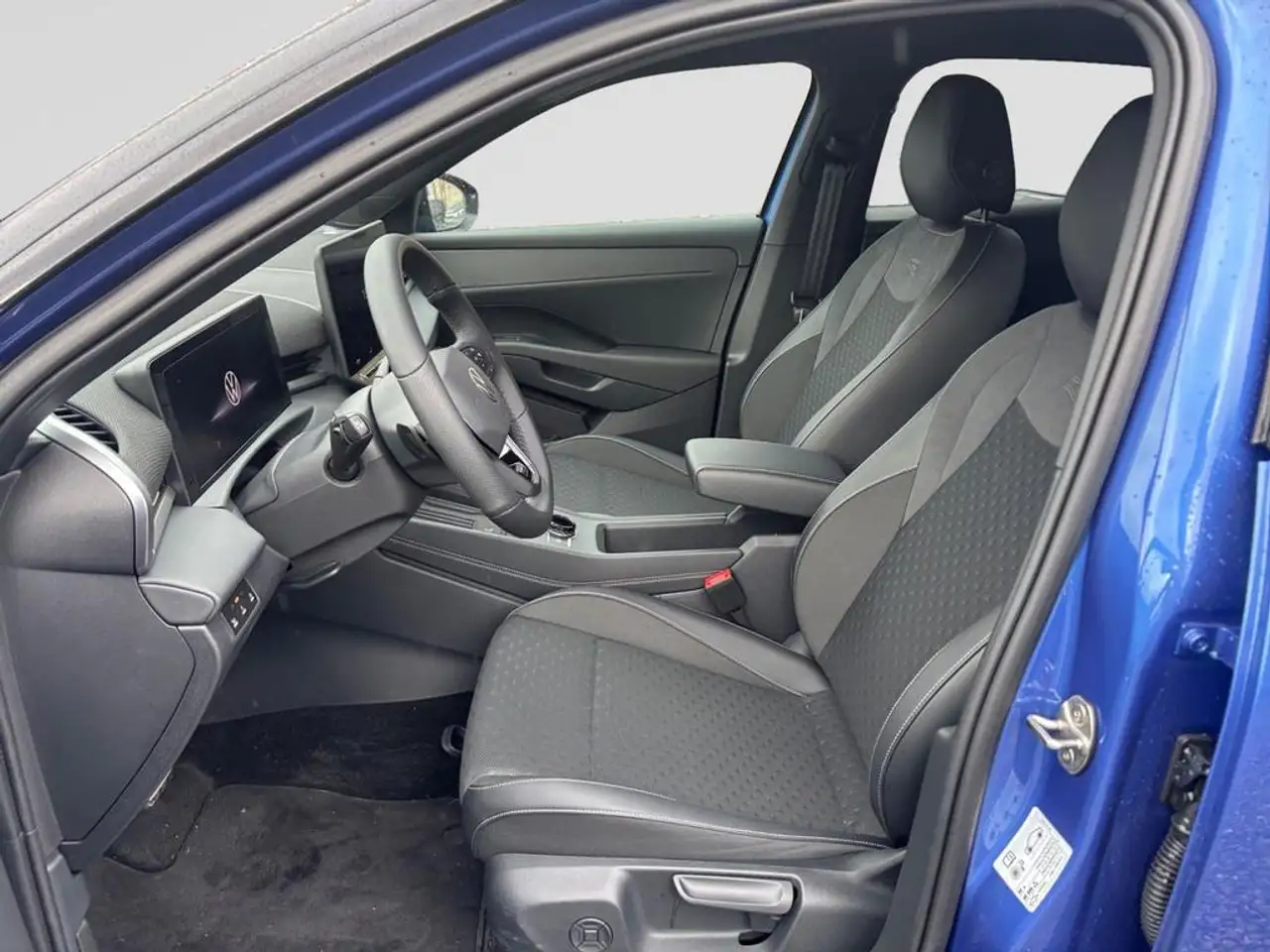 Volkswagen T-Roc T-Roc 1.5 eTSI R-Line DSG 3