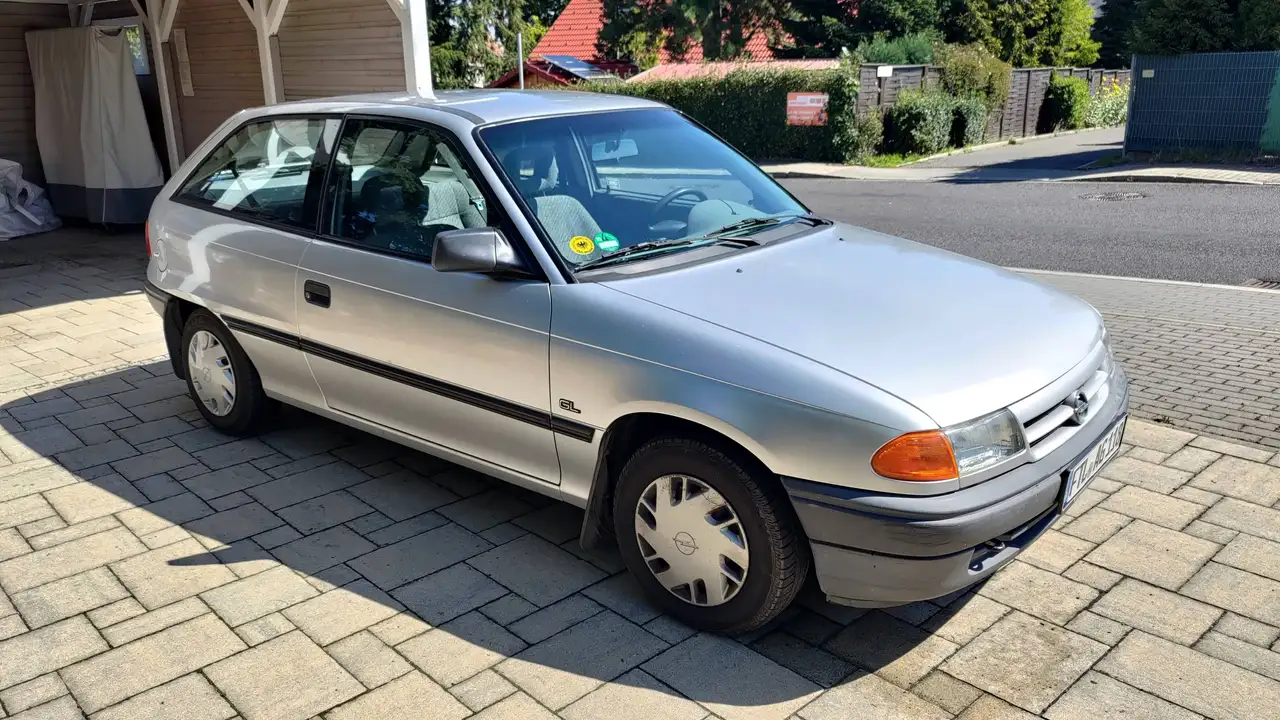 Opel Astra GL, foto 3