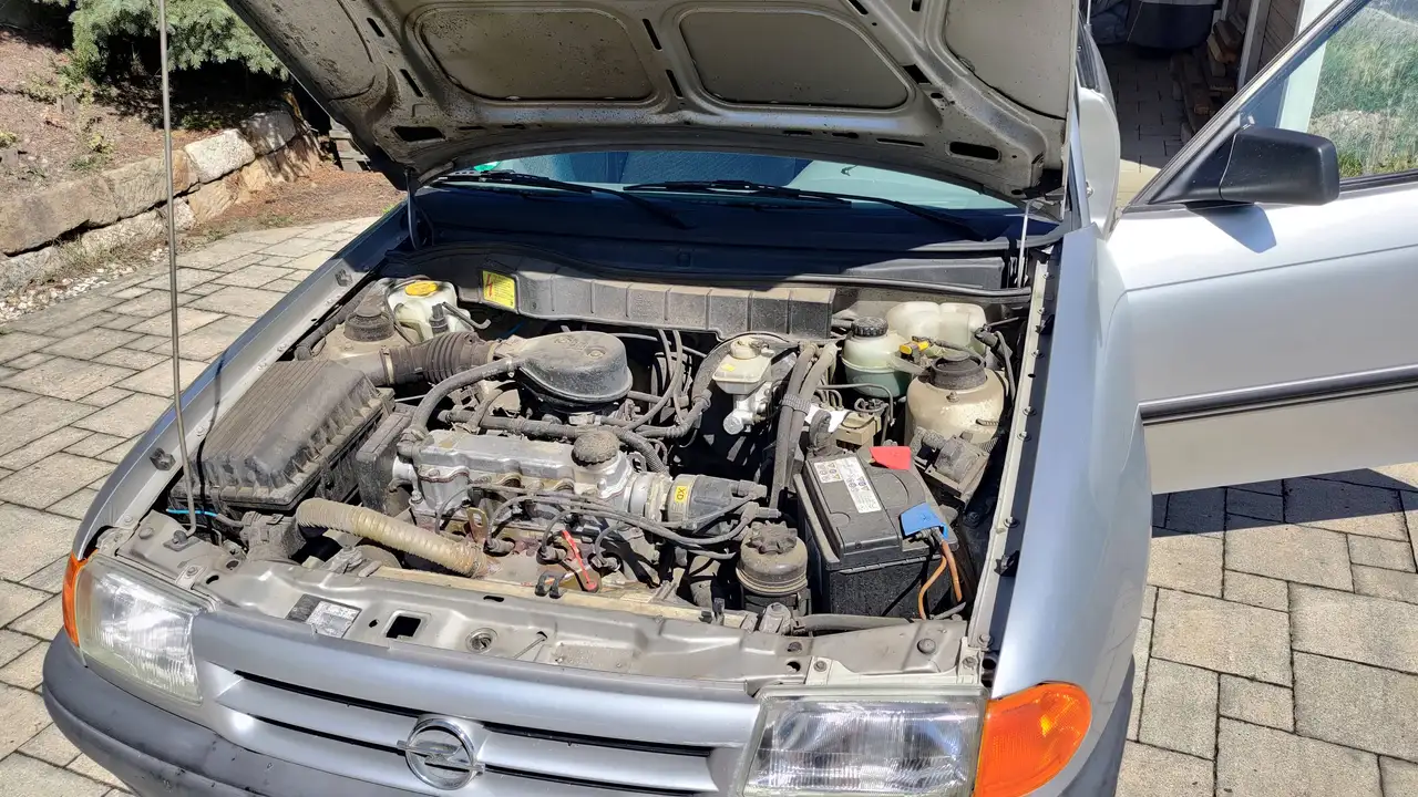 Opel Astra GL, foto 12