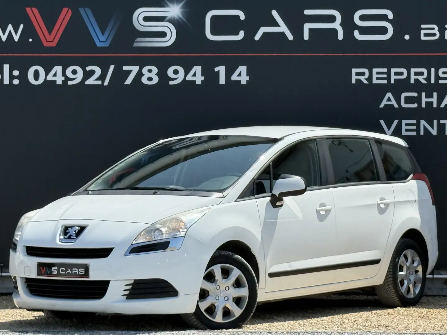Peugeot 5008 1.6i  - 2013 - ESSENCE - NAVI - 7 PLCS - 1er Propr - 1