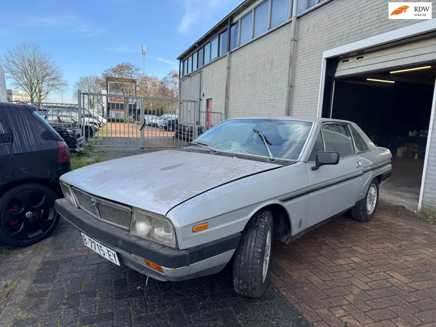 Lancia Gamma coupe Unieke Schuurvondst Loopt en Rijd Grau - 1