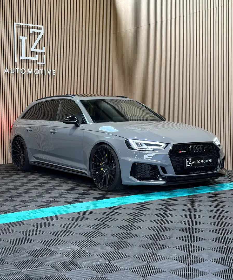 Audi RS4 2.9 TFSI quattro OHNE OPF *21 VOSSEN,KW,PANO,B&O* Grau - 1