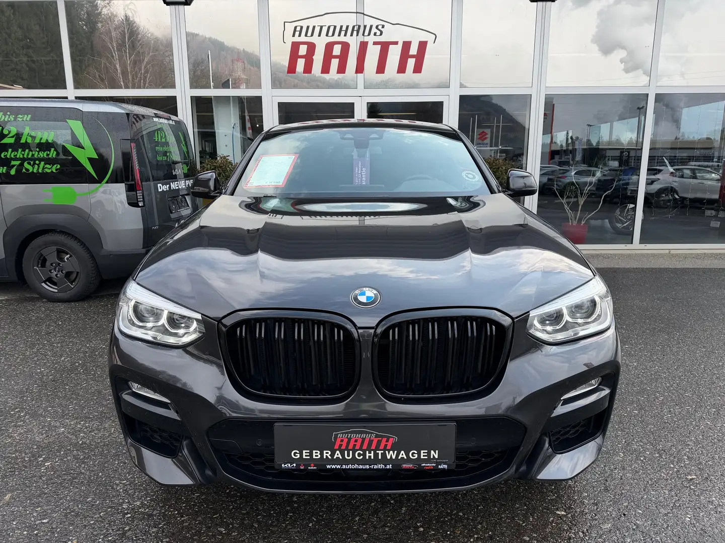 BMW X4 xDrive 30i M Sport Grau - 2